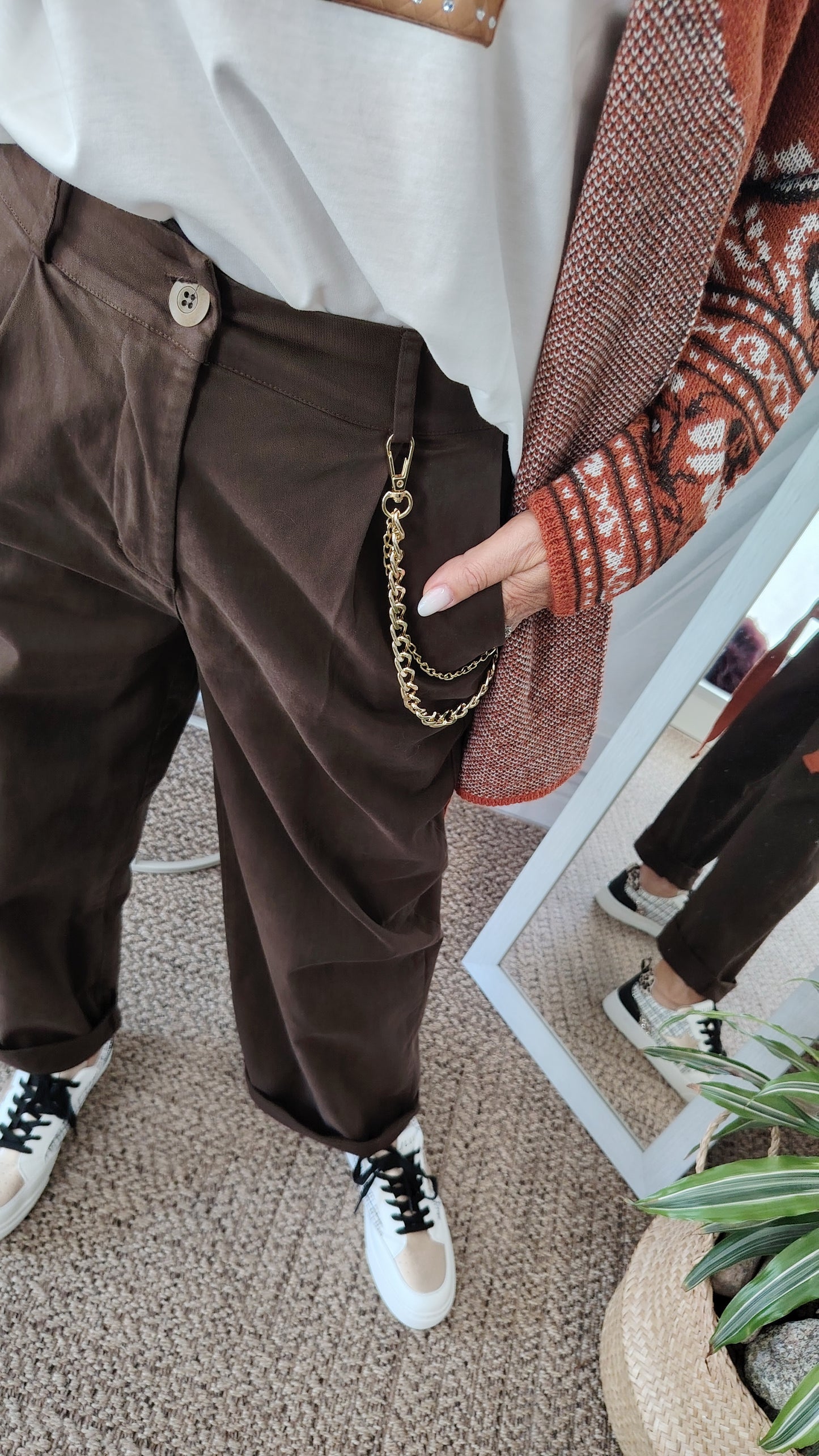 Pantalone ovetto con catena