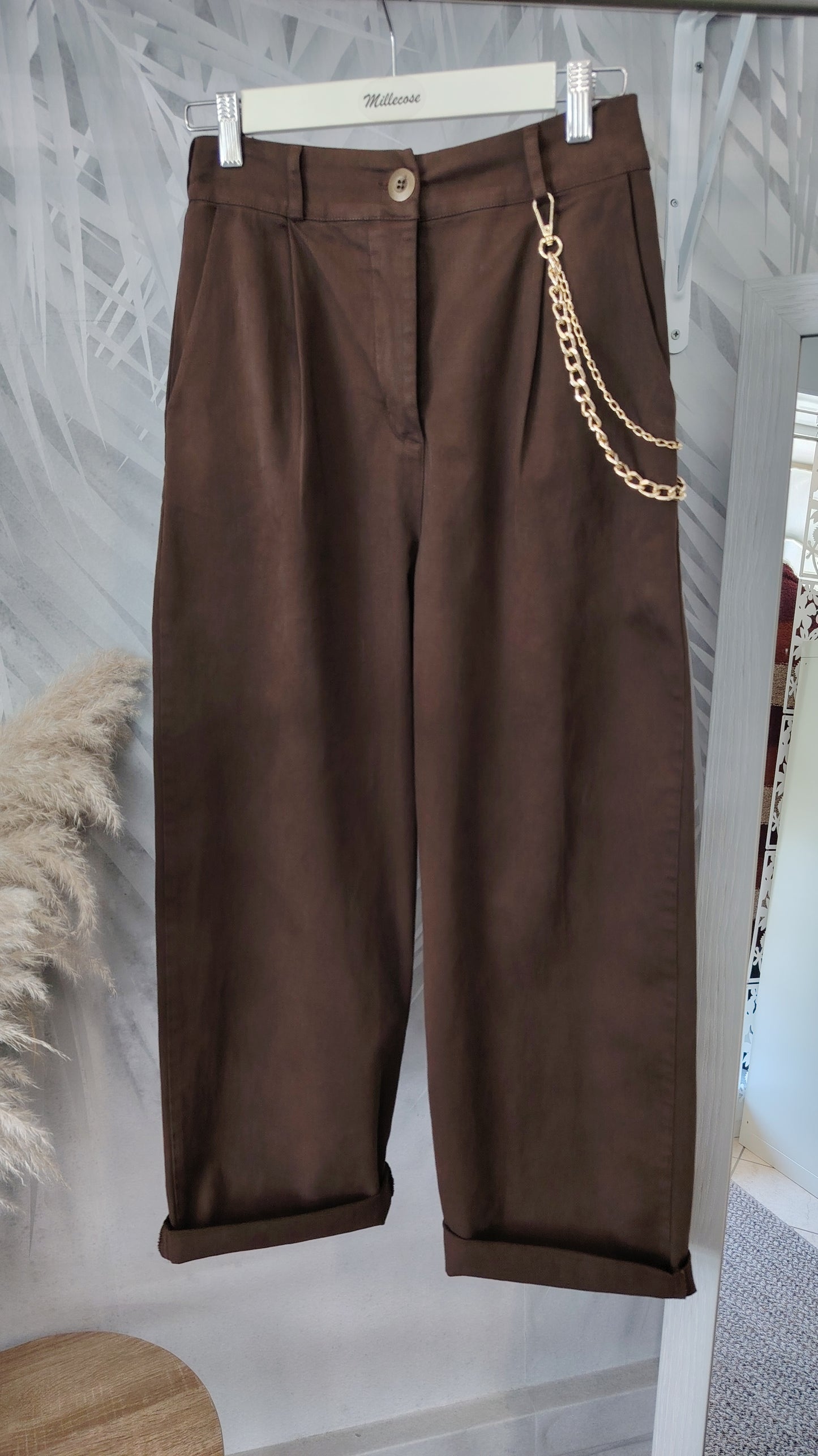 Pantalone ovetto con catena
