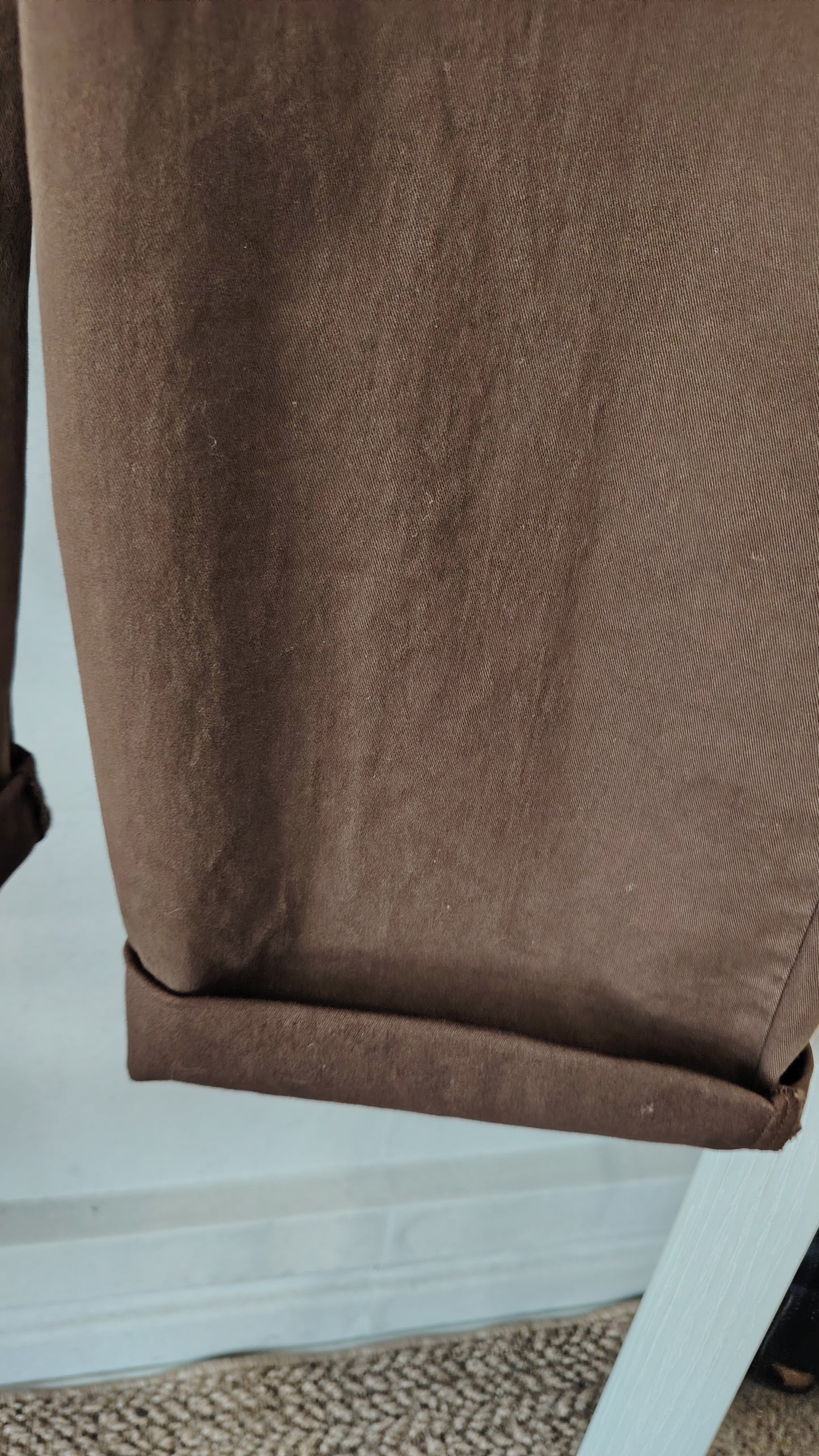Pantalone ovetto con catena
