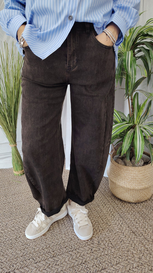 Jeans barrel lavaggio moro