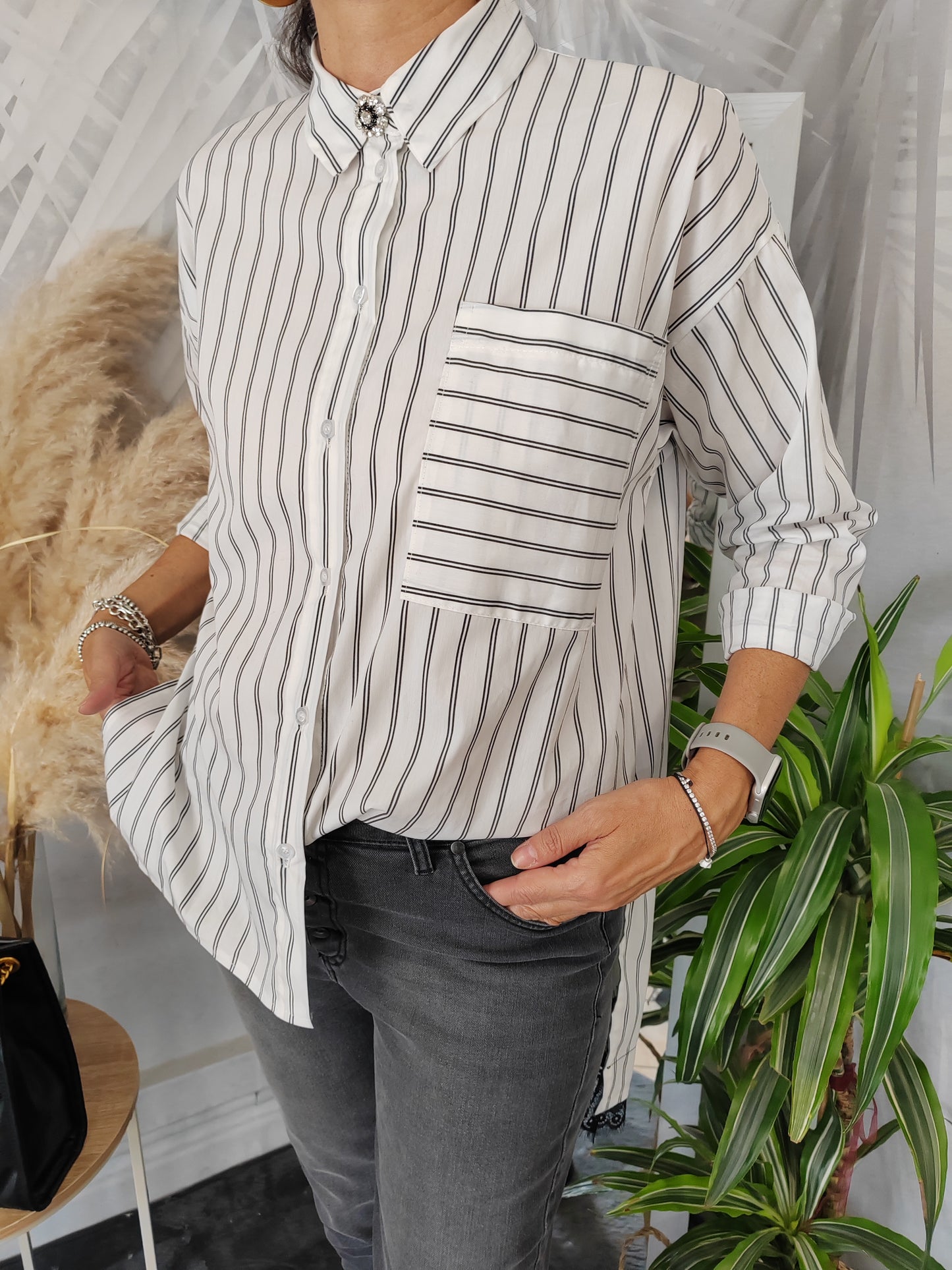 Camicia a righe con pizzo