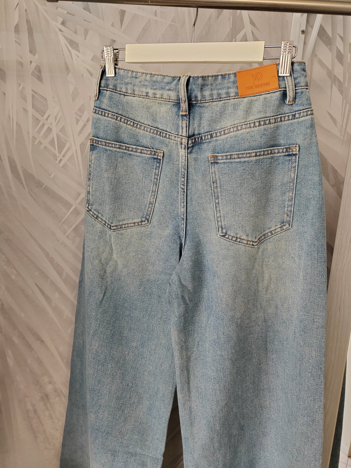 Jeans palazzo sdrucito