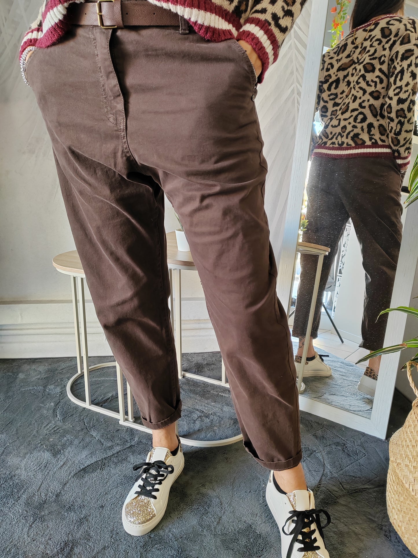 Pantaloni slouchy marroni