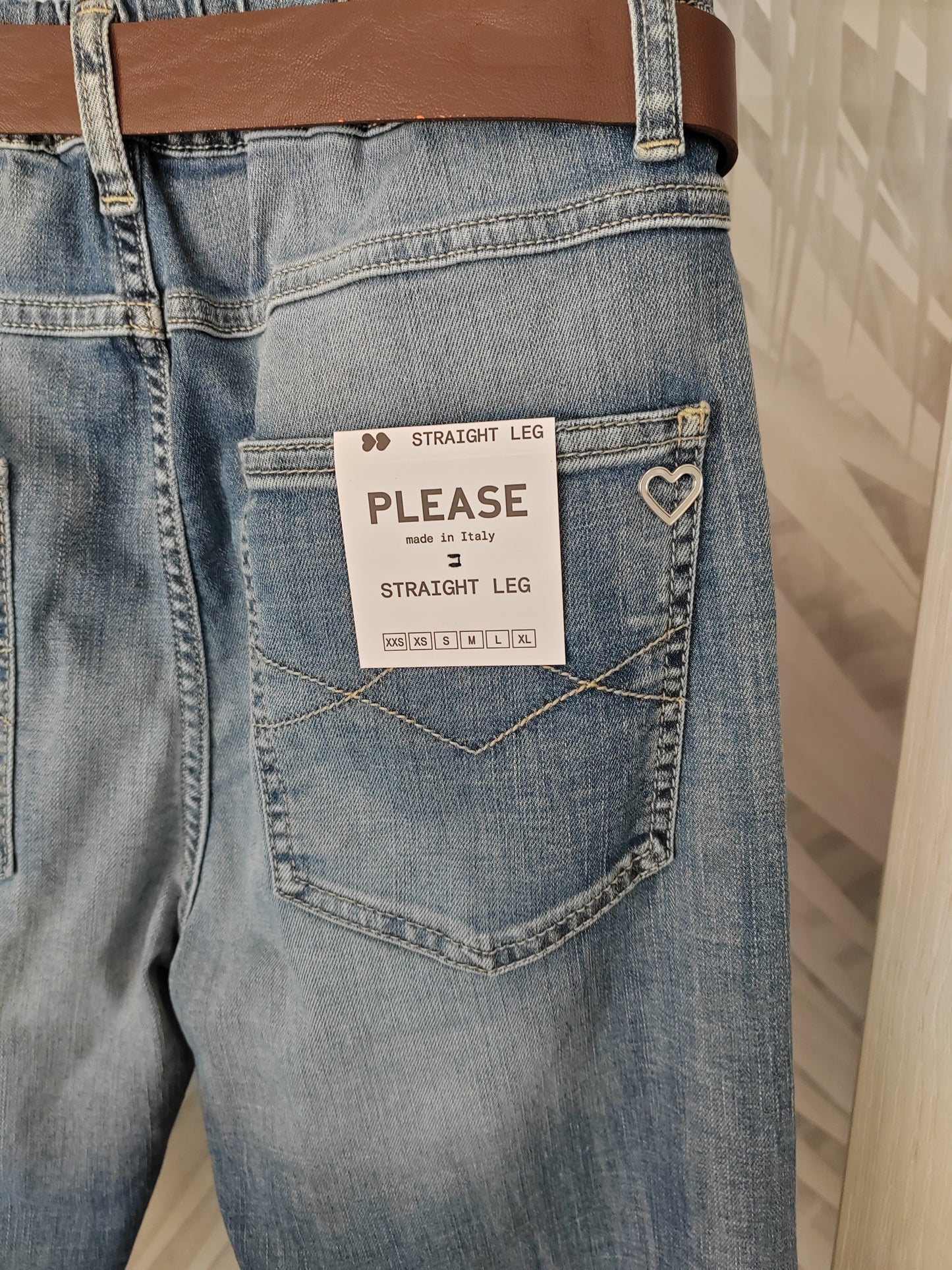 Jeans Please boyfriend