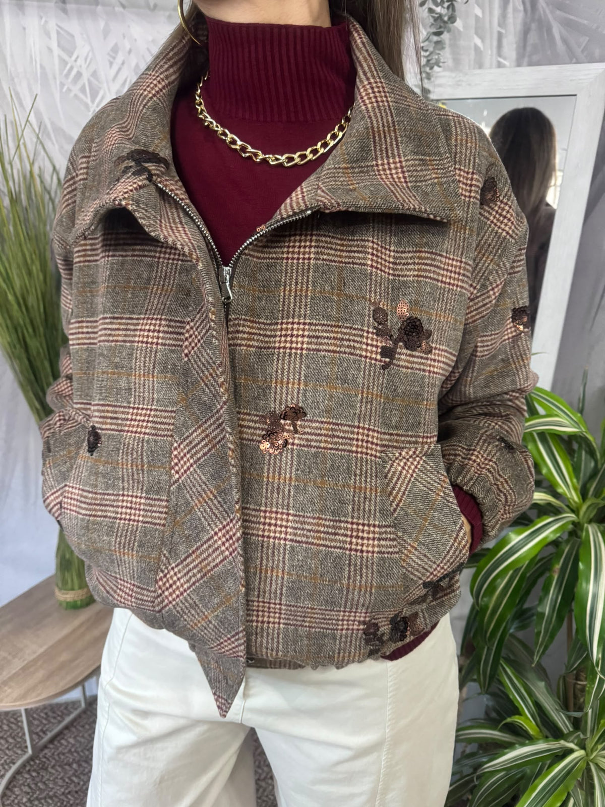 Bomber foderato con fiori paillettes