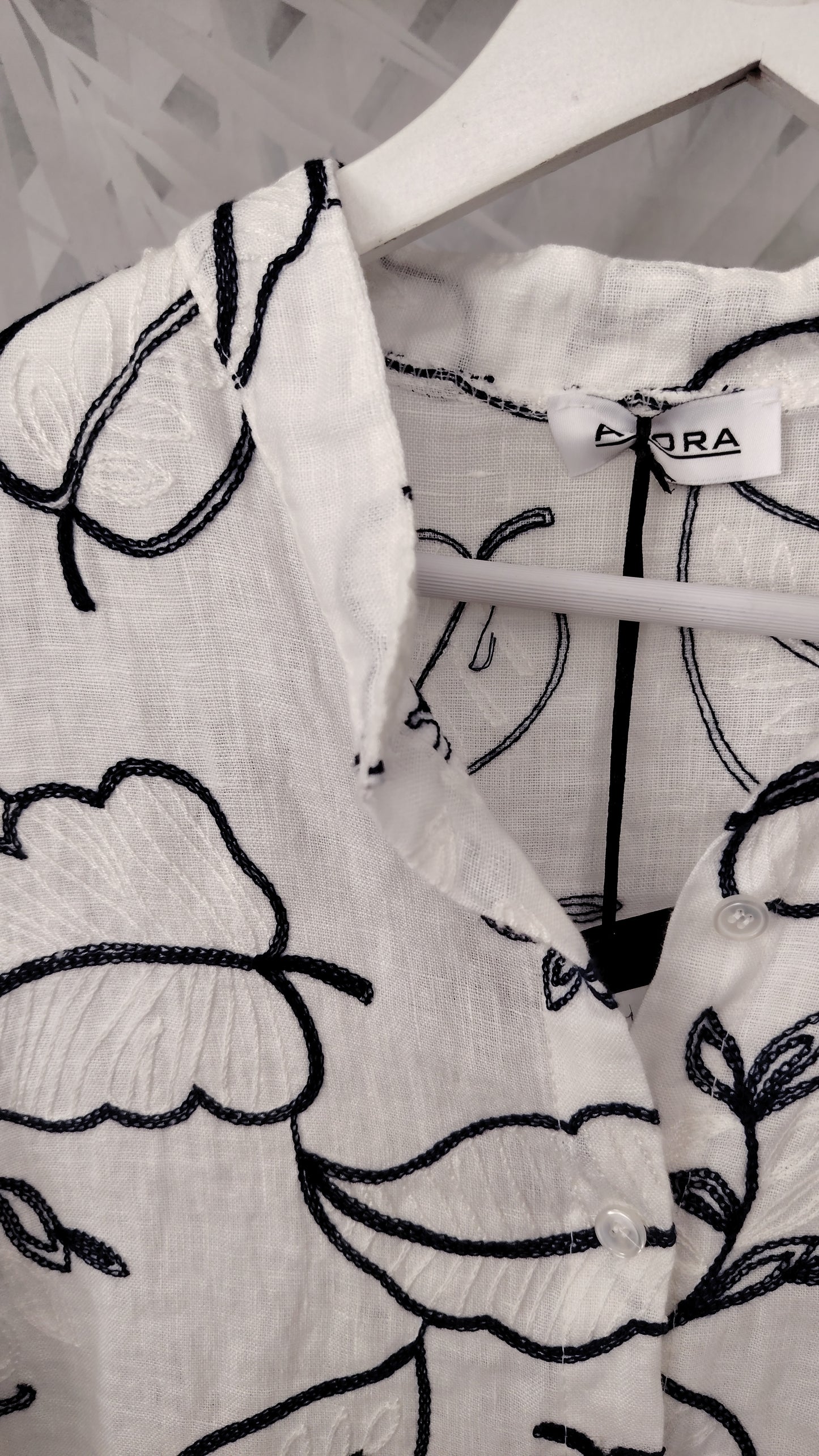 Camicia misto lino con ricami