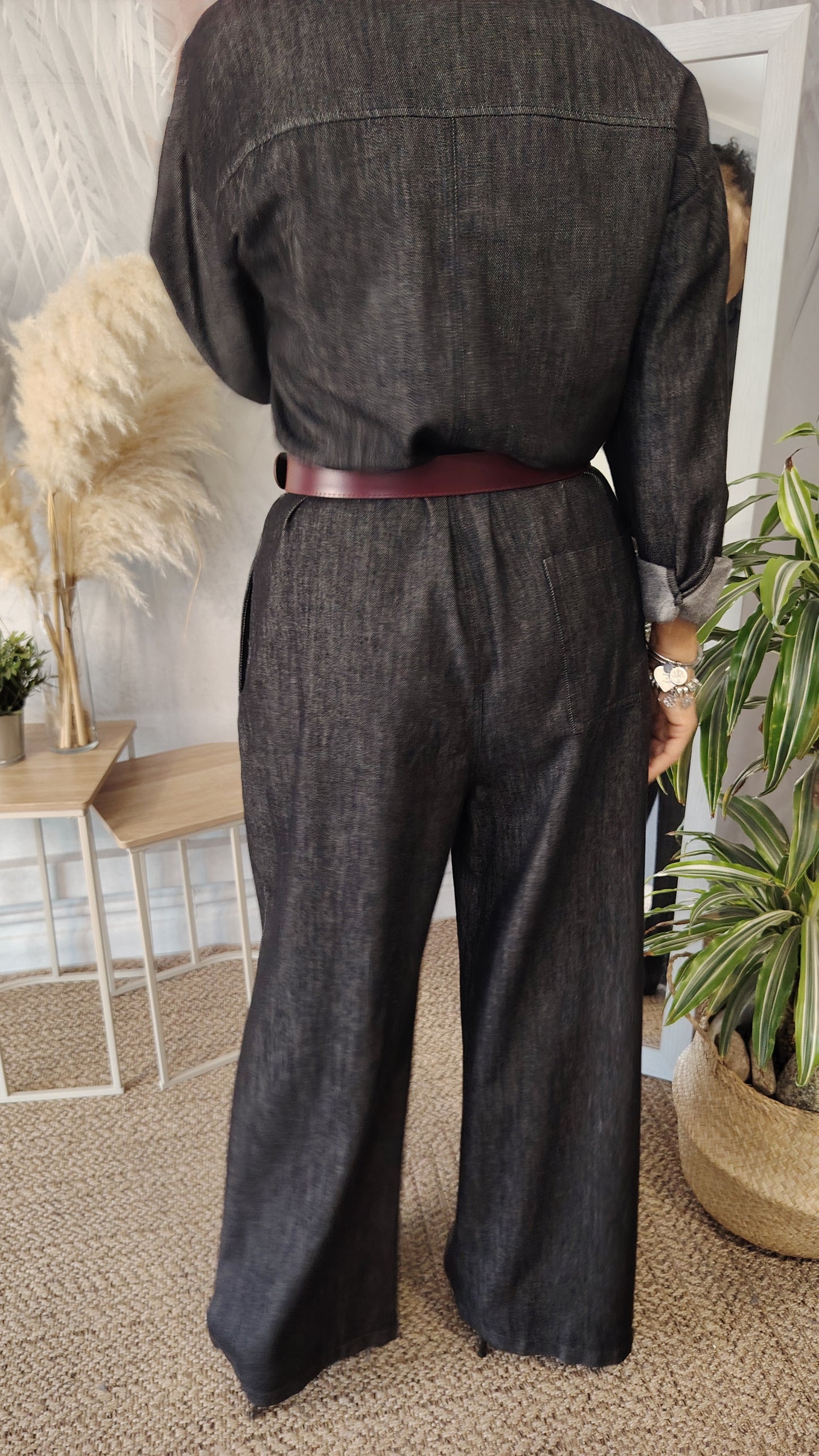 Tuta over con cintura