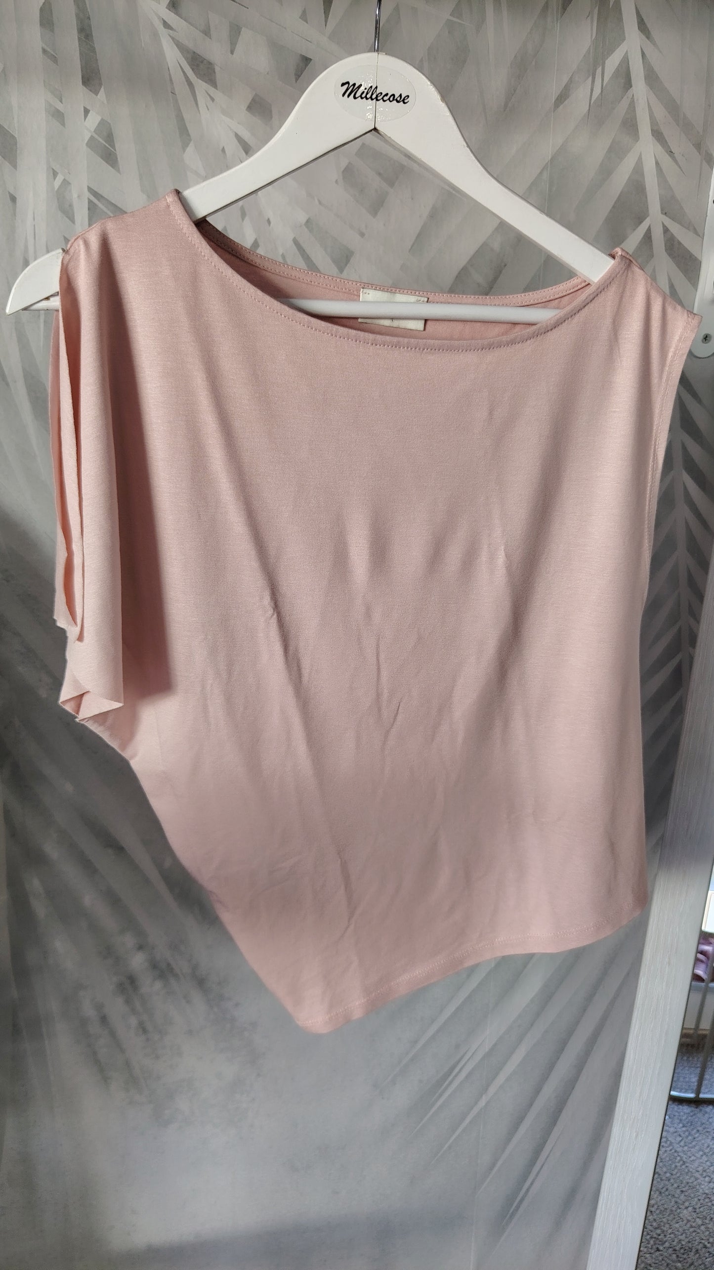 Maglia assimmetrica