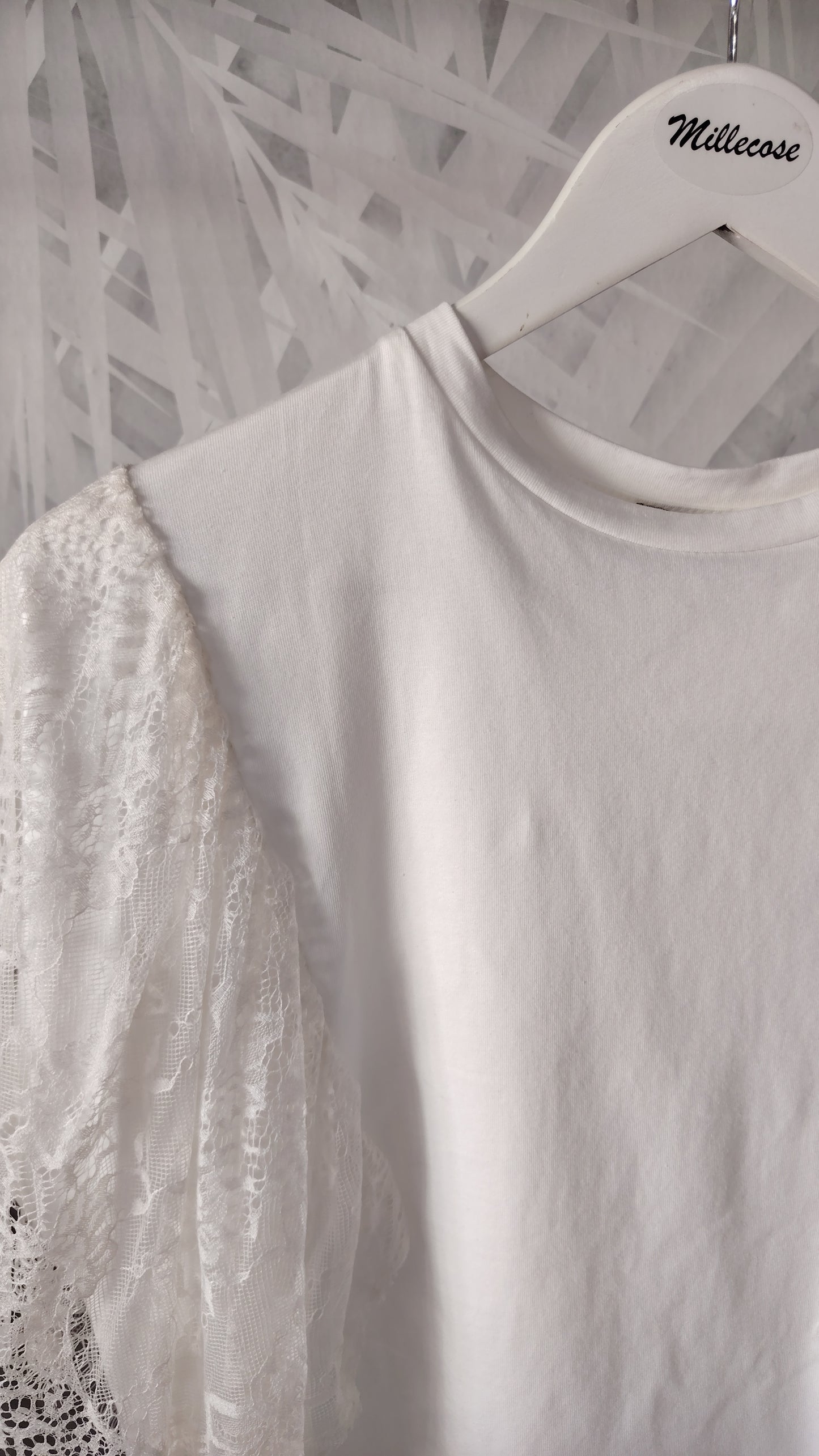 Maglia con pizzo