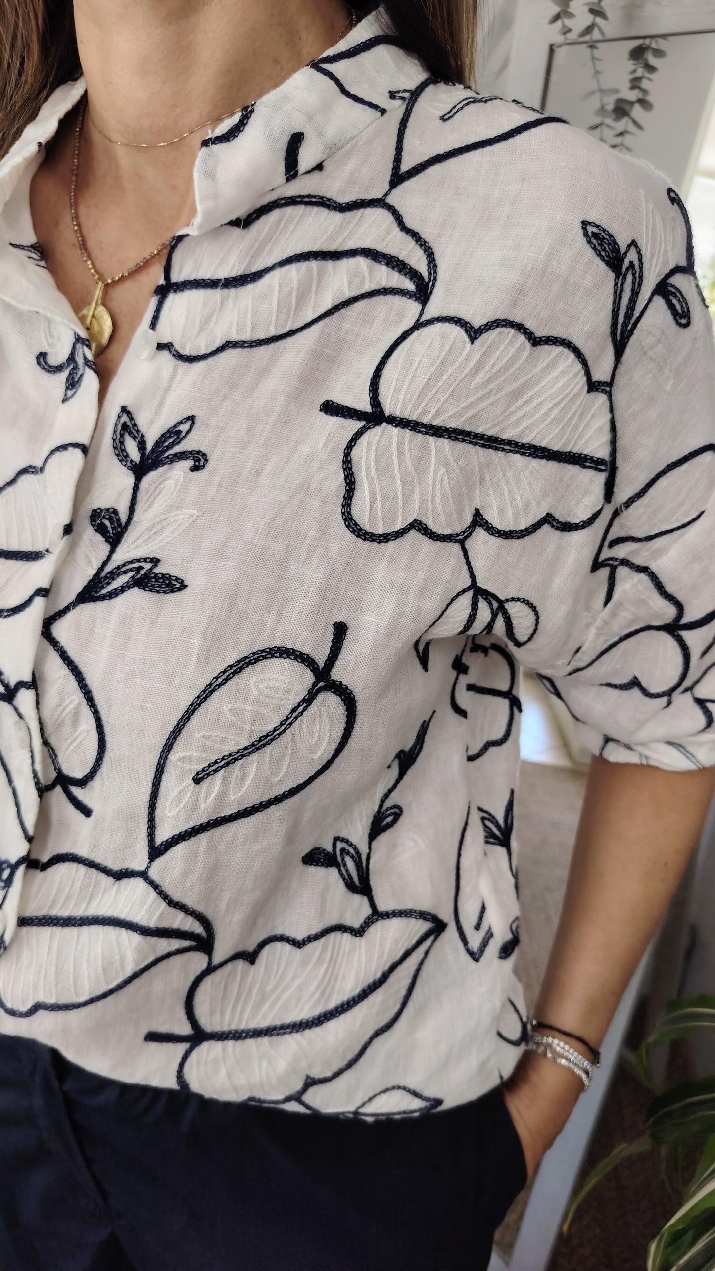 Camicia misto lino con ricami