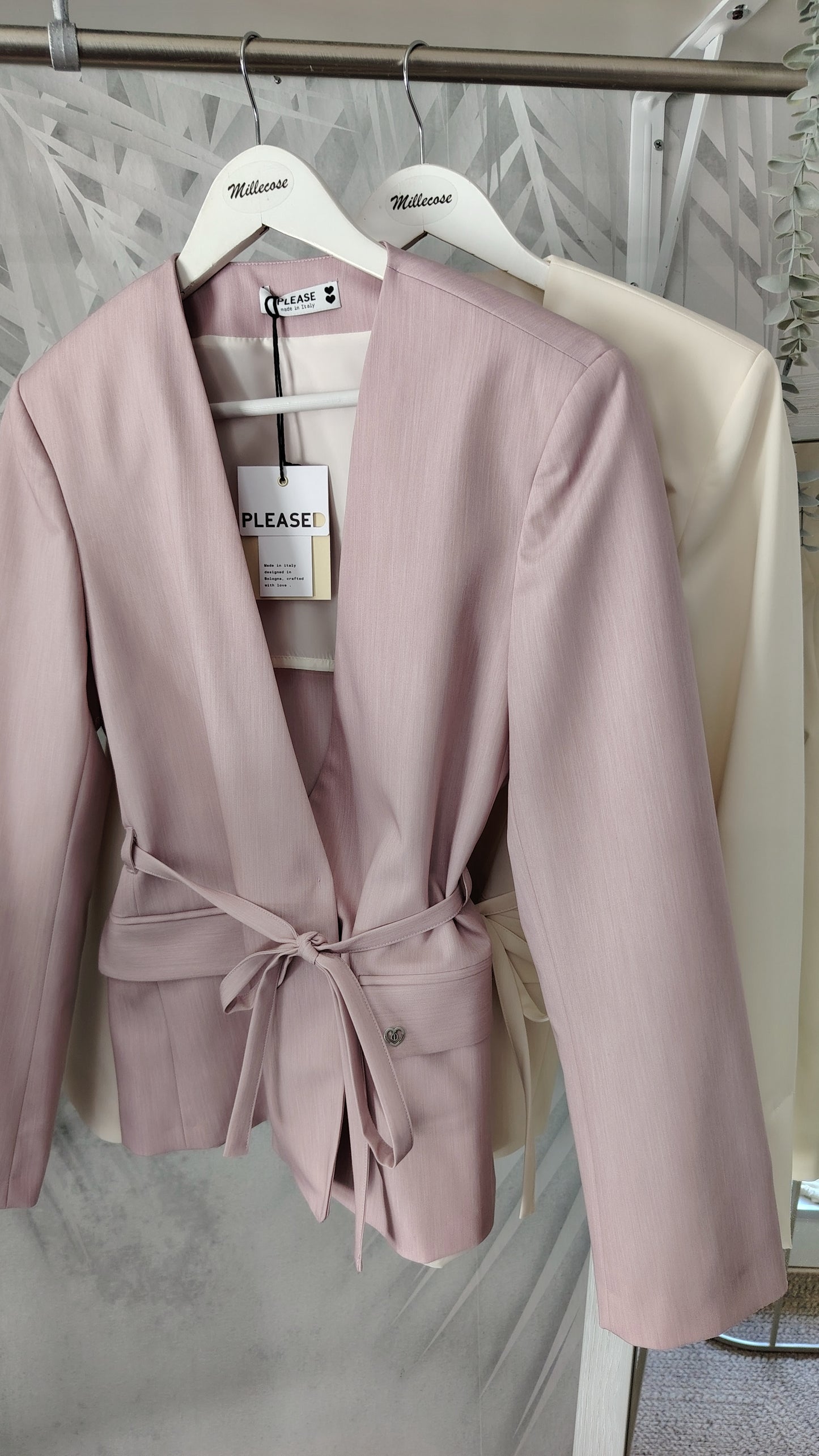 Blazer con cintura annodata