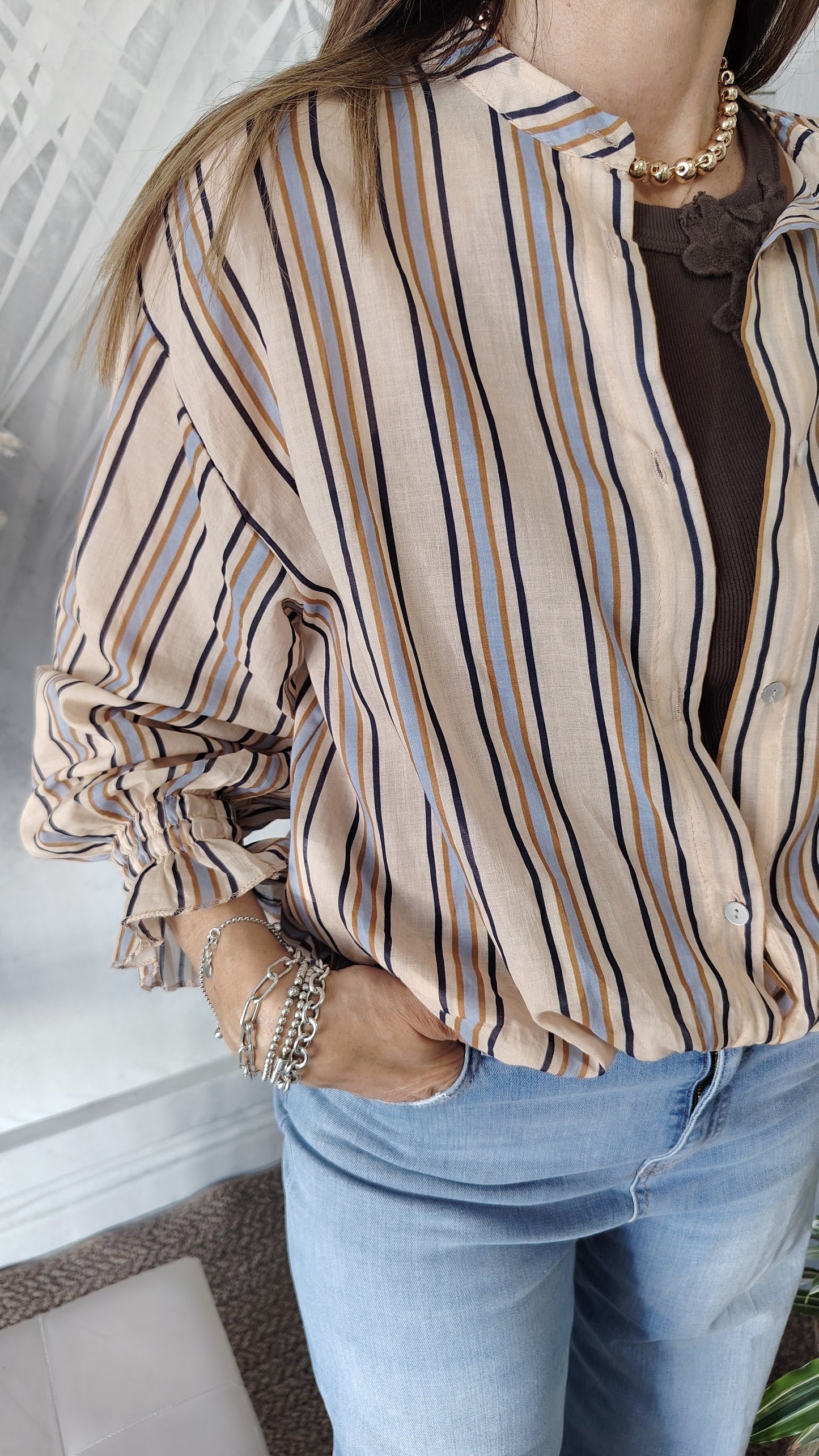Camicia righe con polsini arricciati