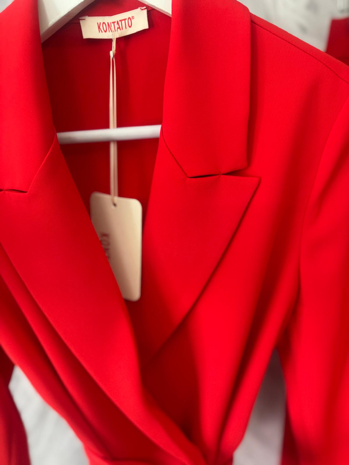 Completo rosso
