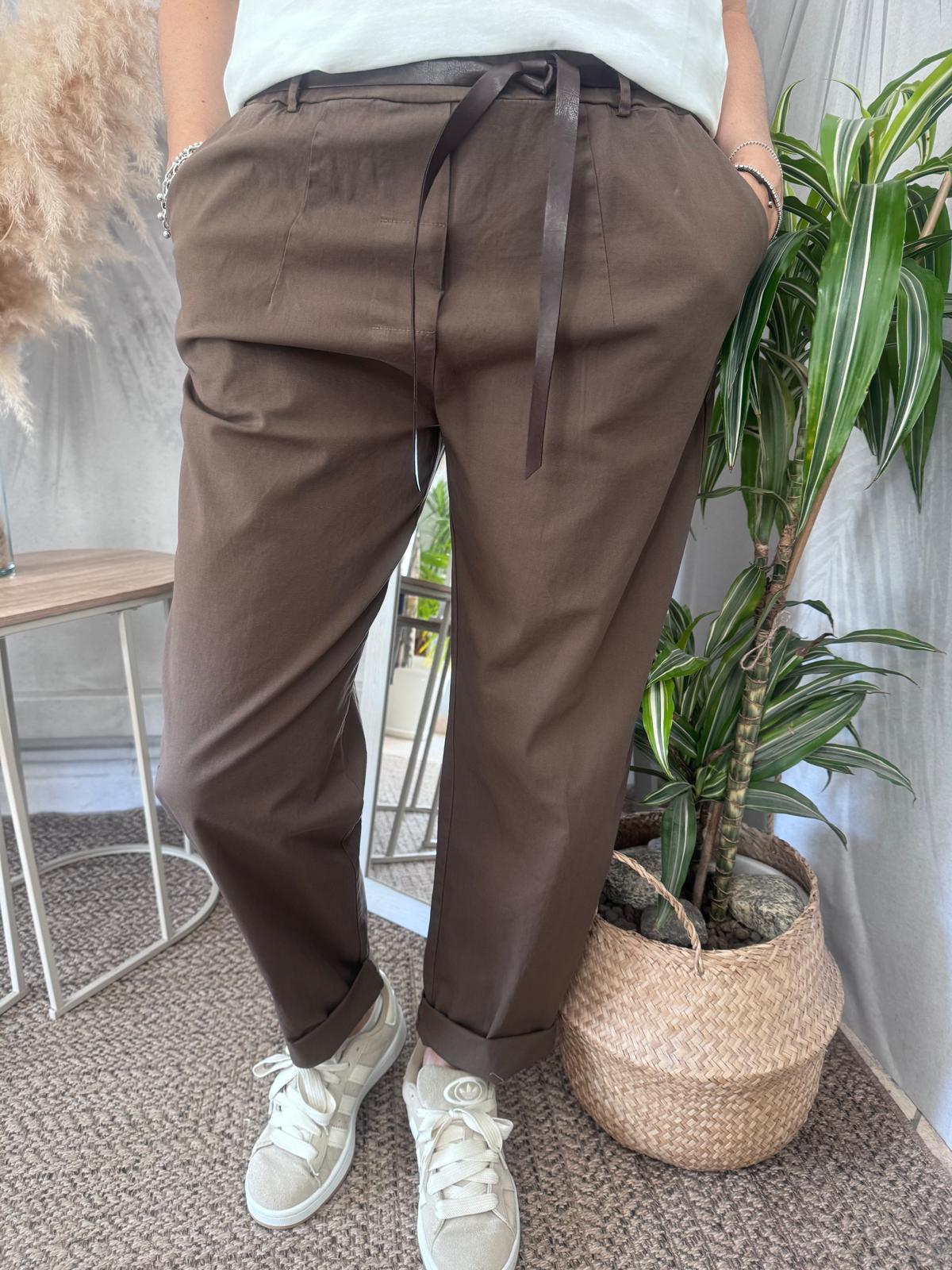 Pantaloni chino leggero