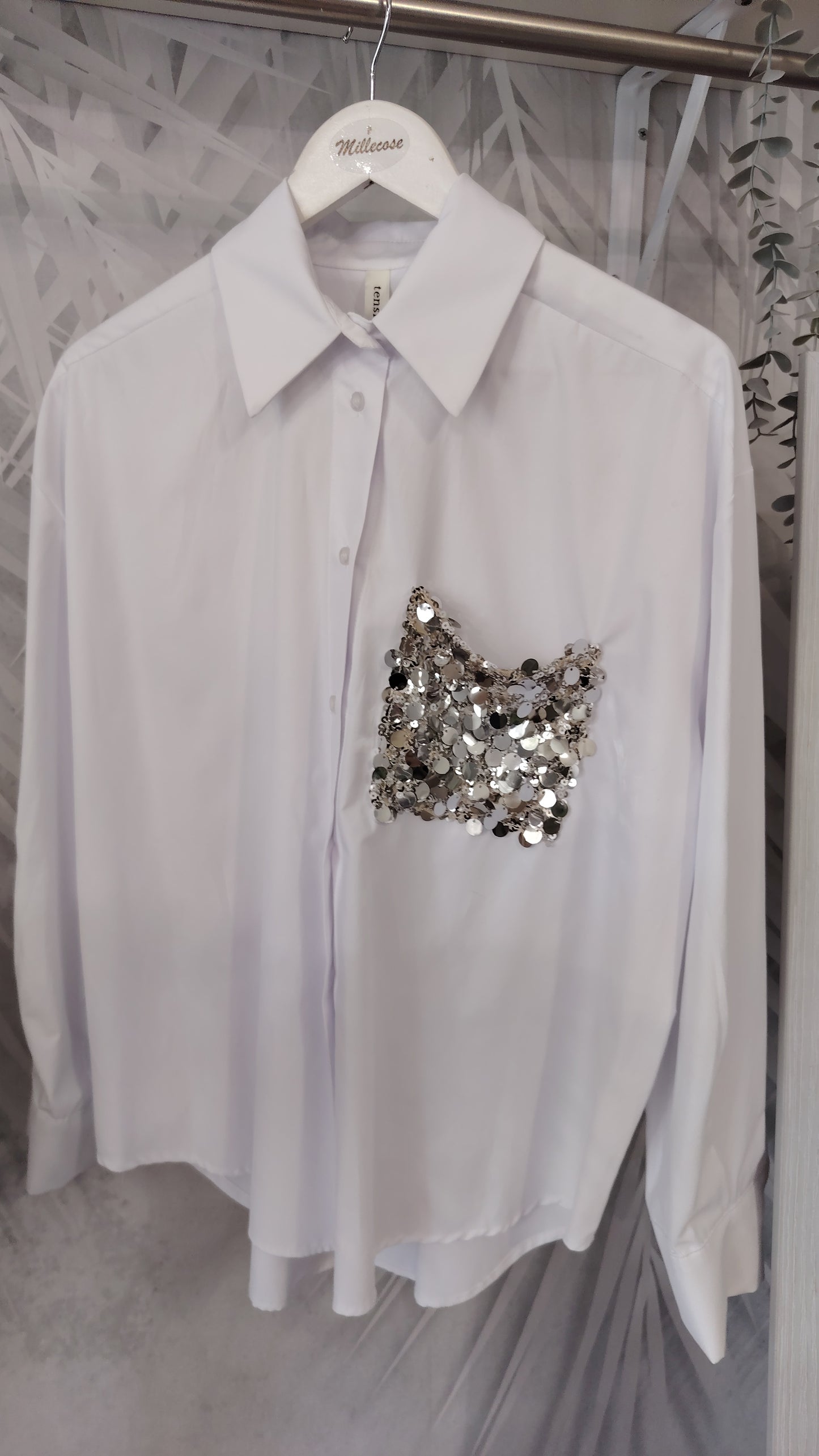Camicia con tasca paiettes