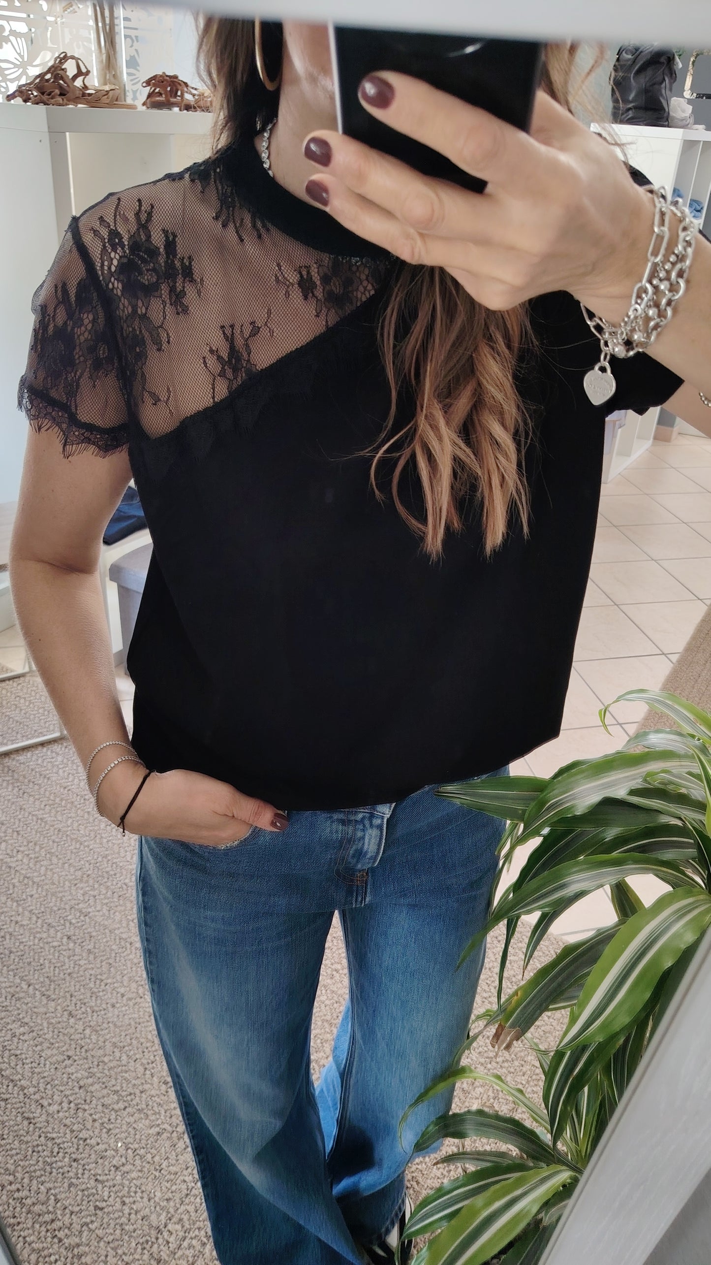 T-shirt con pizzo