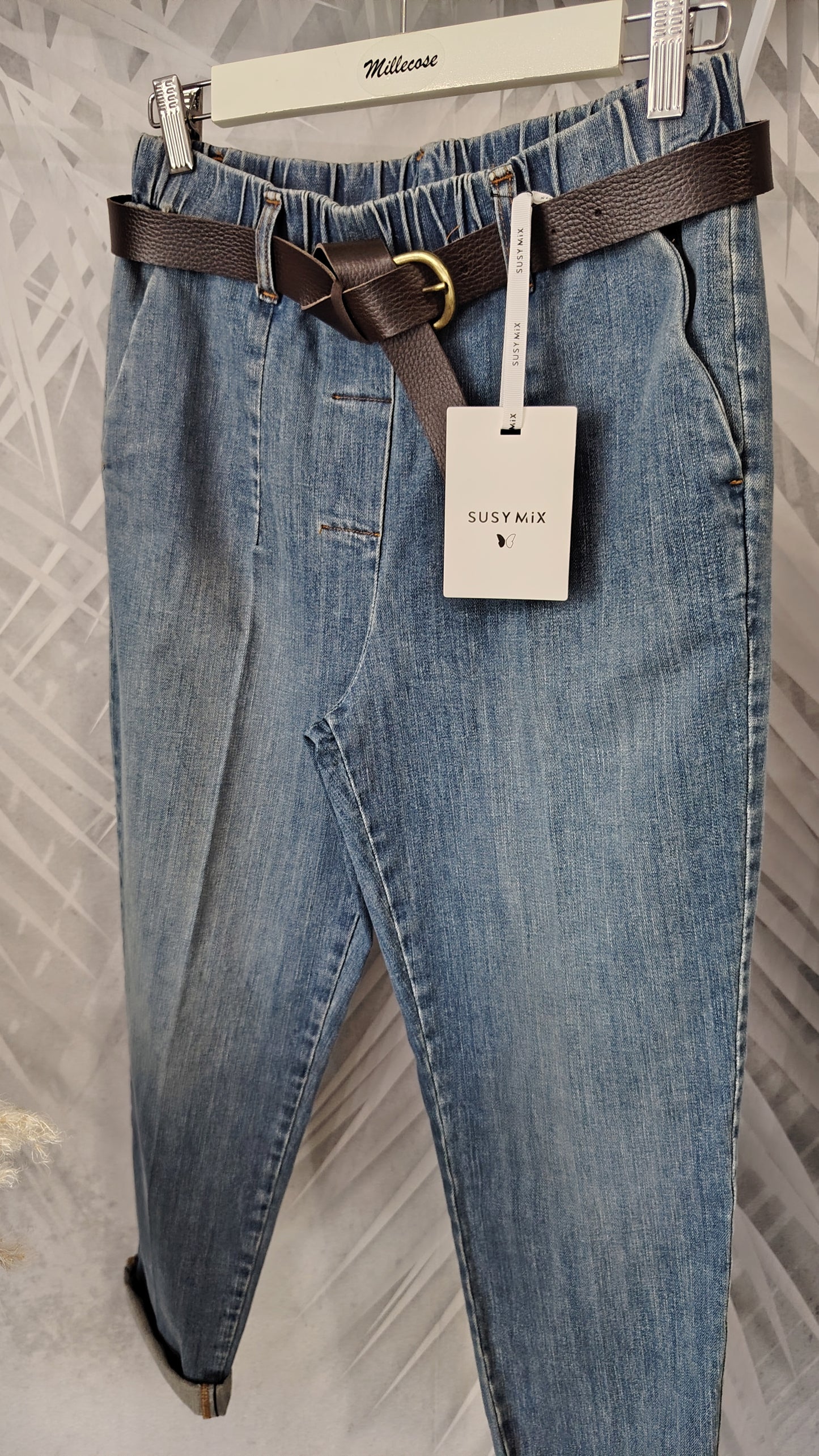 Jeans cinturino elasticato