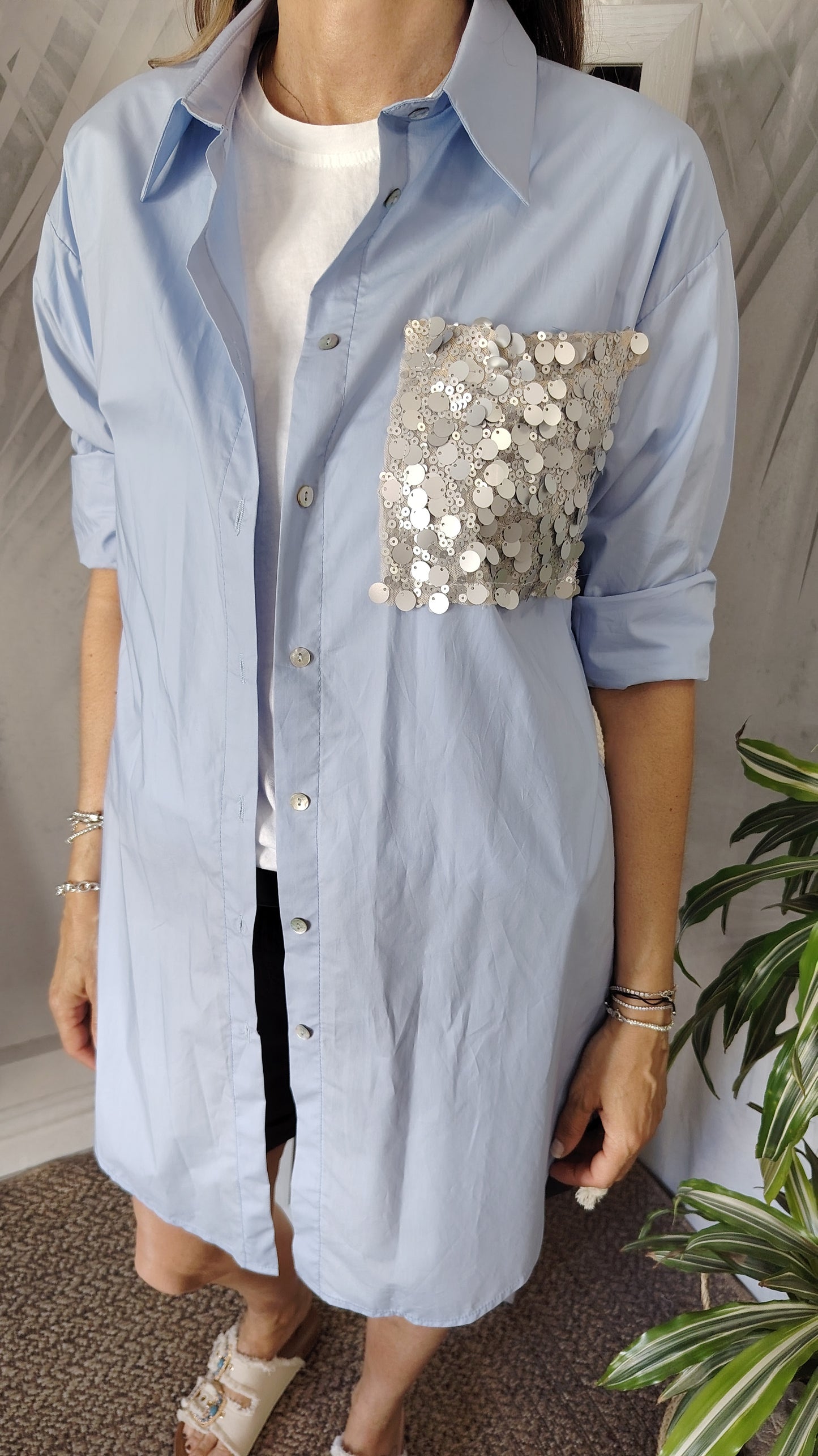 Maxi camicia con tasca paillettes