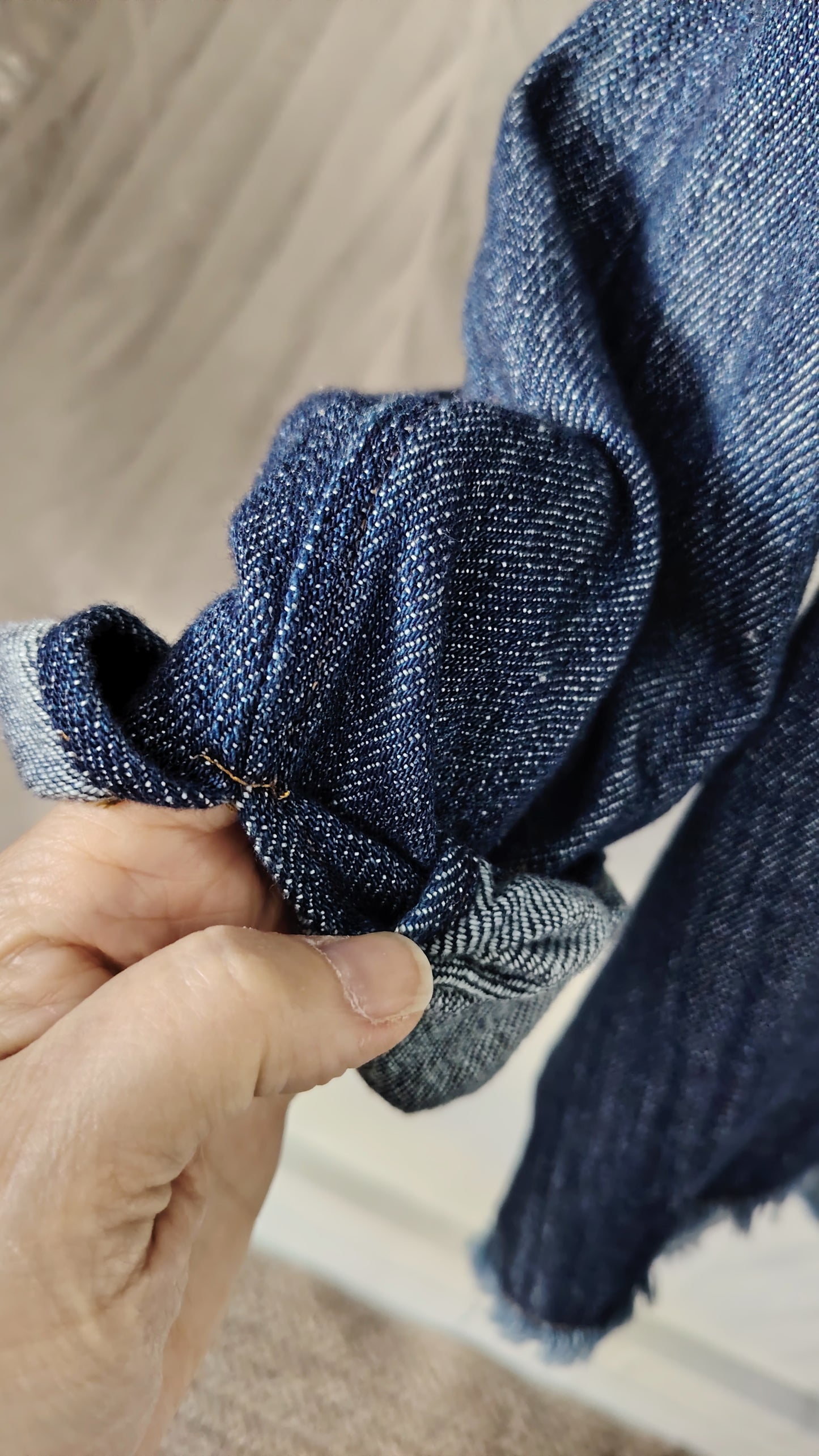Camicia over denim