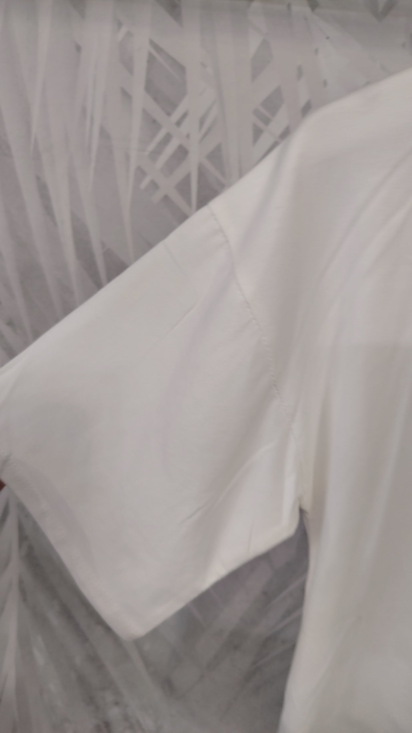 T-shirt con inserti pizzo