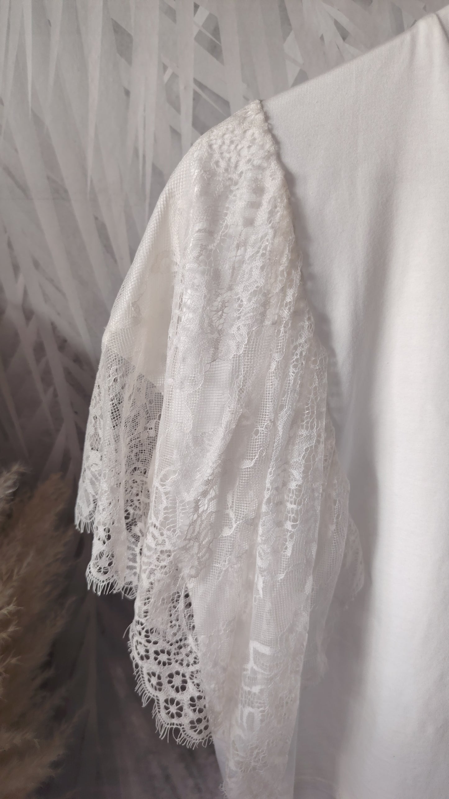 Maglia con pizzo