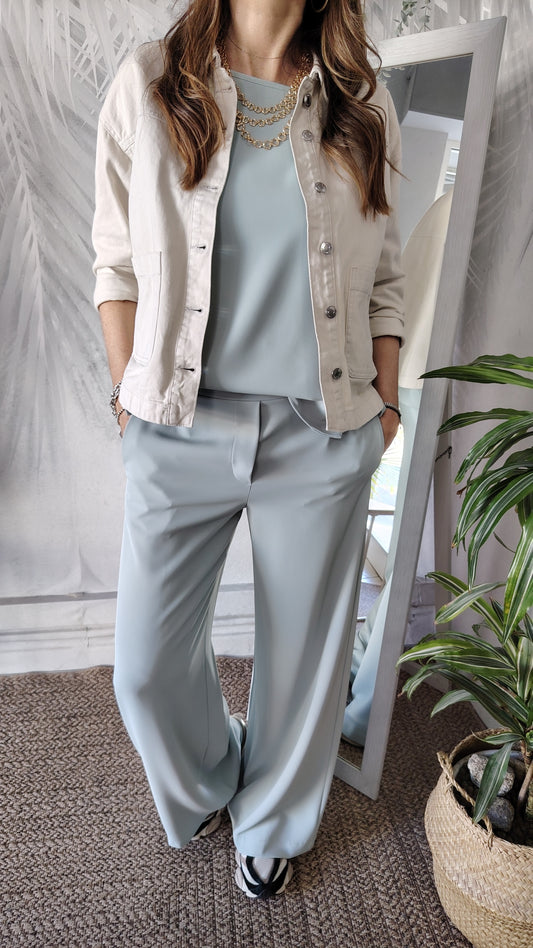 Completo fluido con blusa