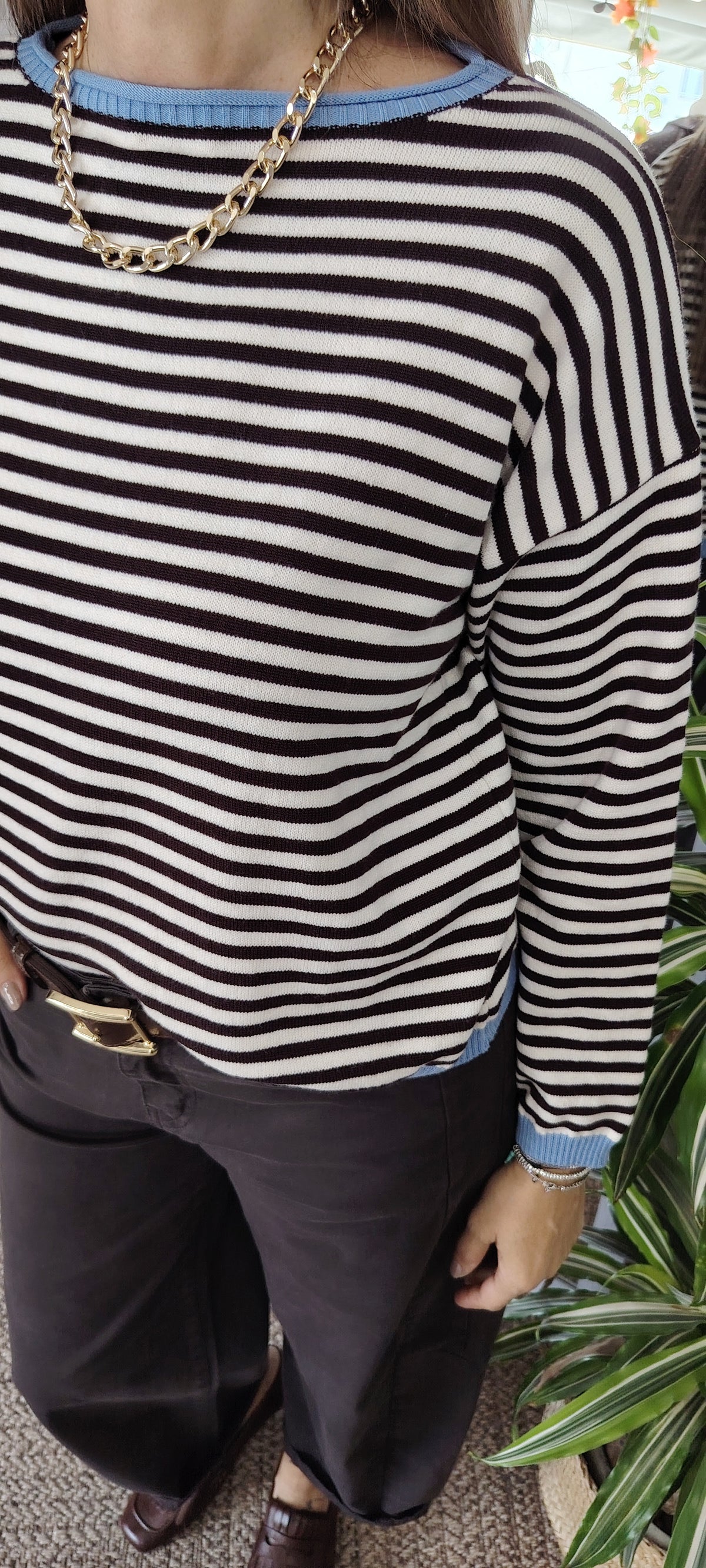 Pull a righe bordi a contrasto