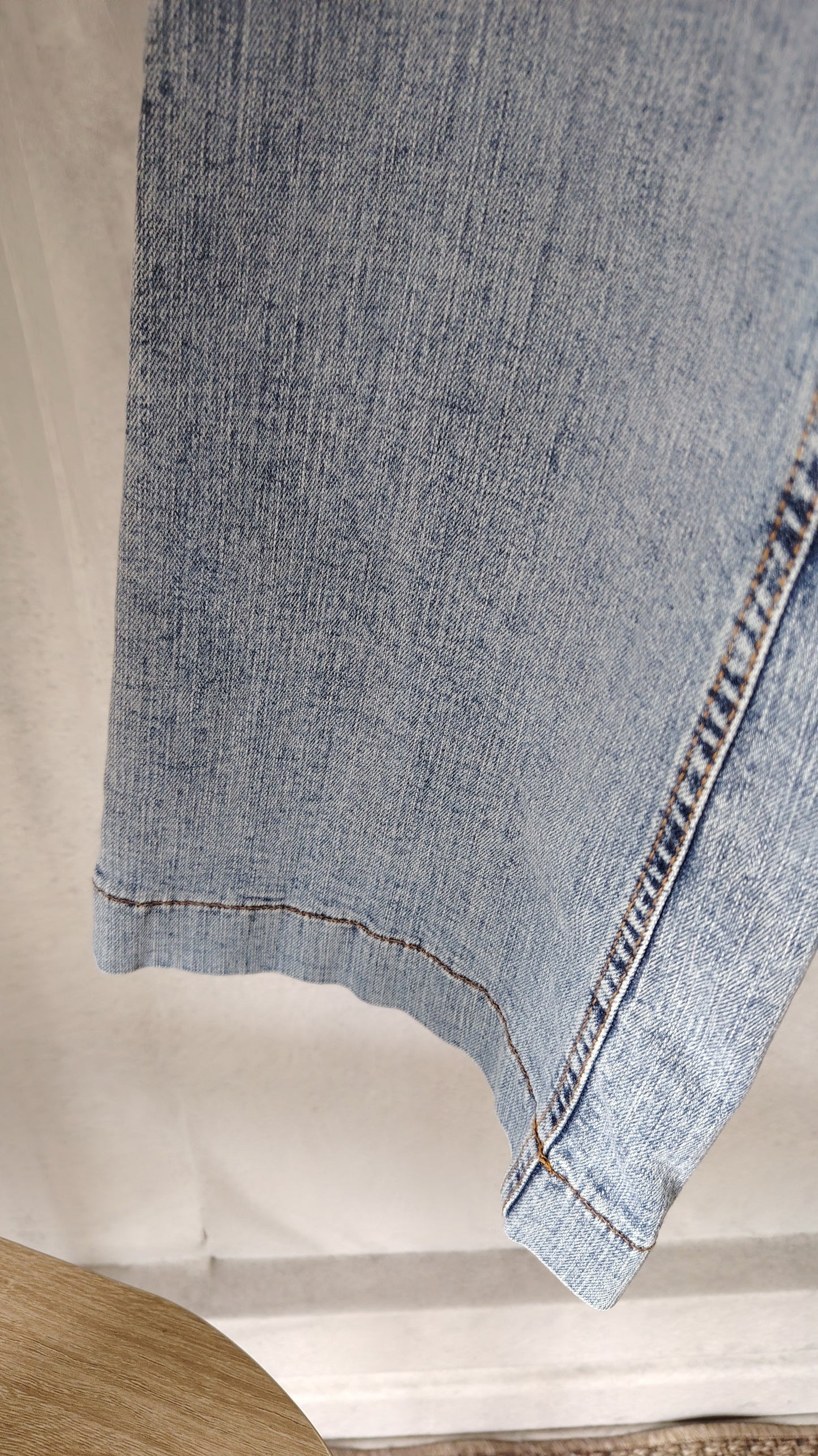 Jeans con bottoni tasche Emily