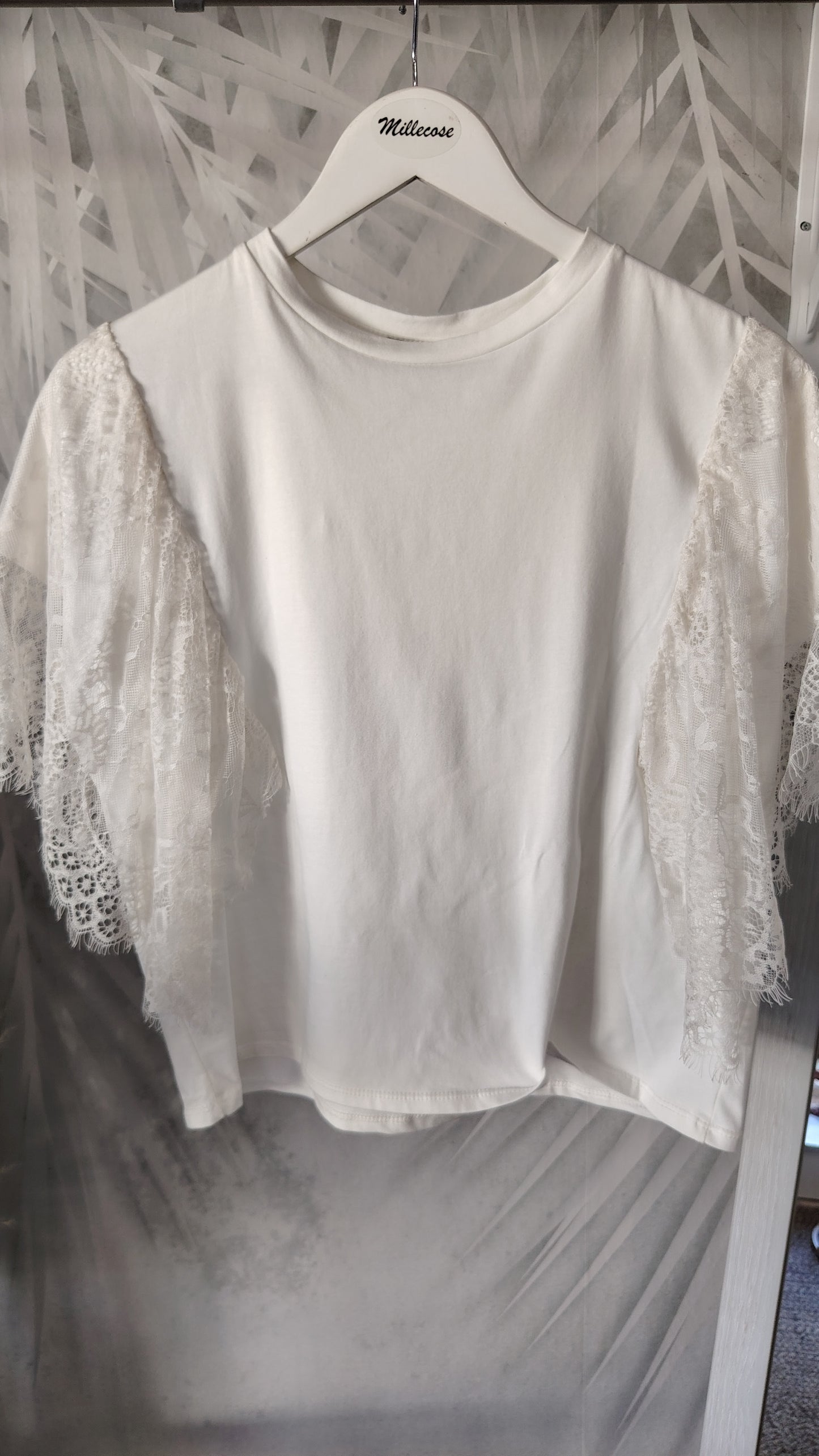 Maglia con pizzo