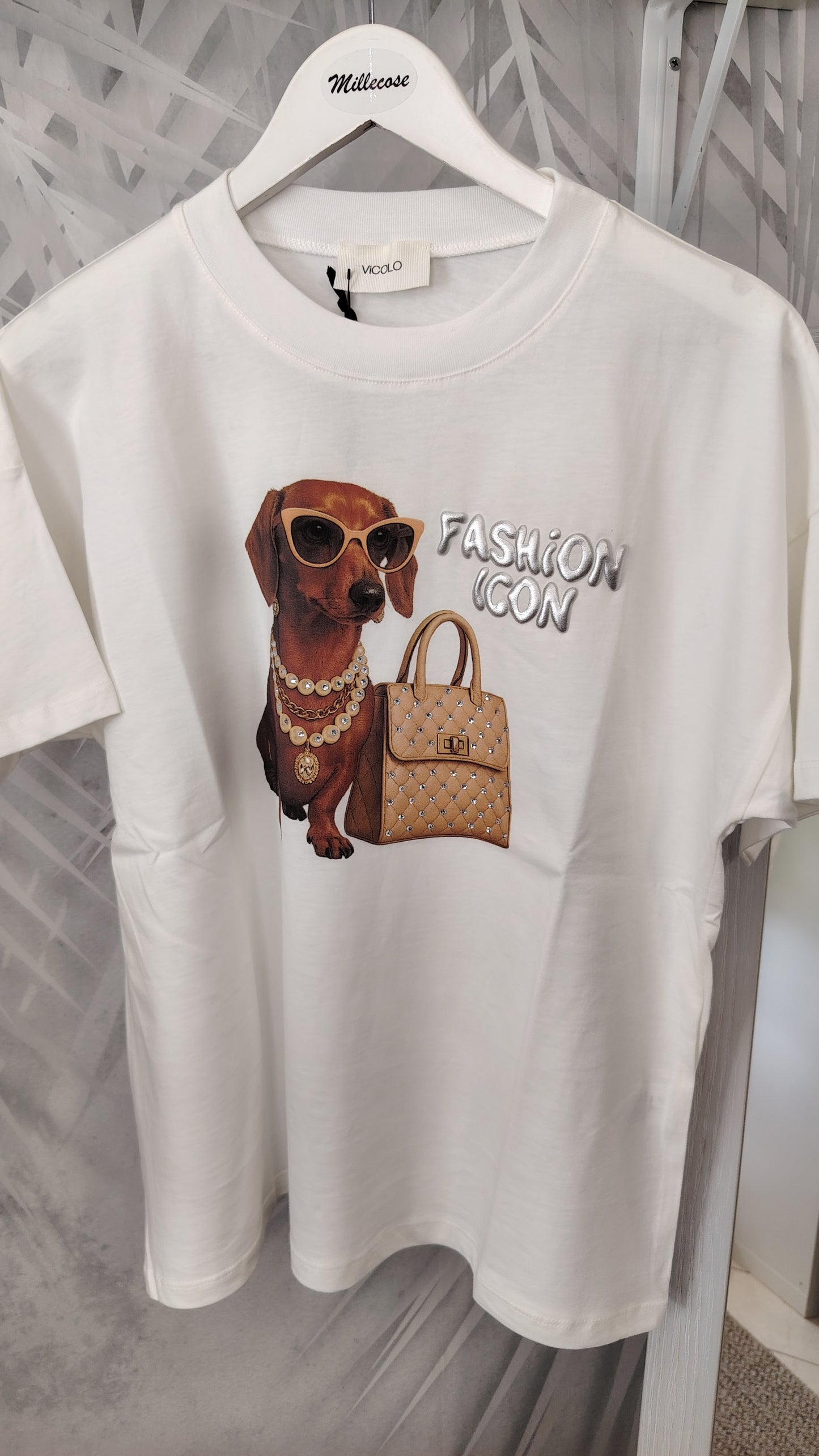 T-shirt bassotto chic