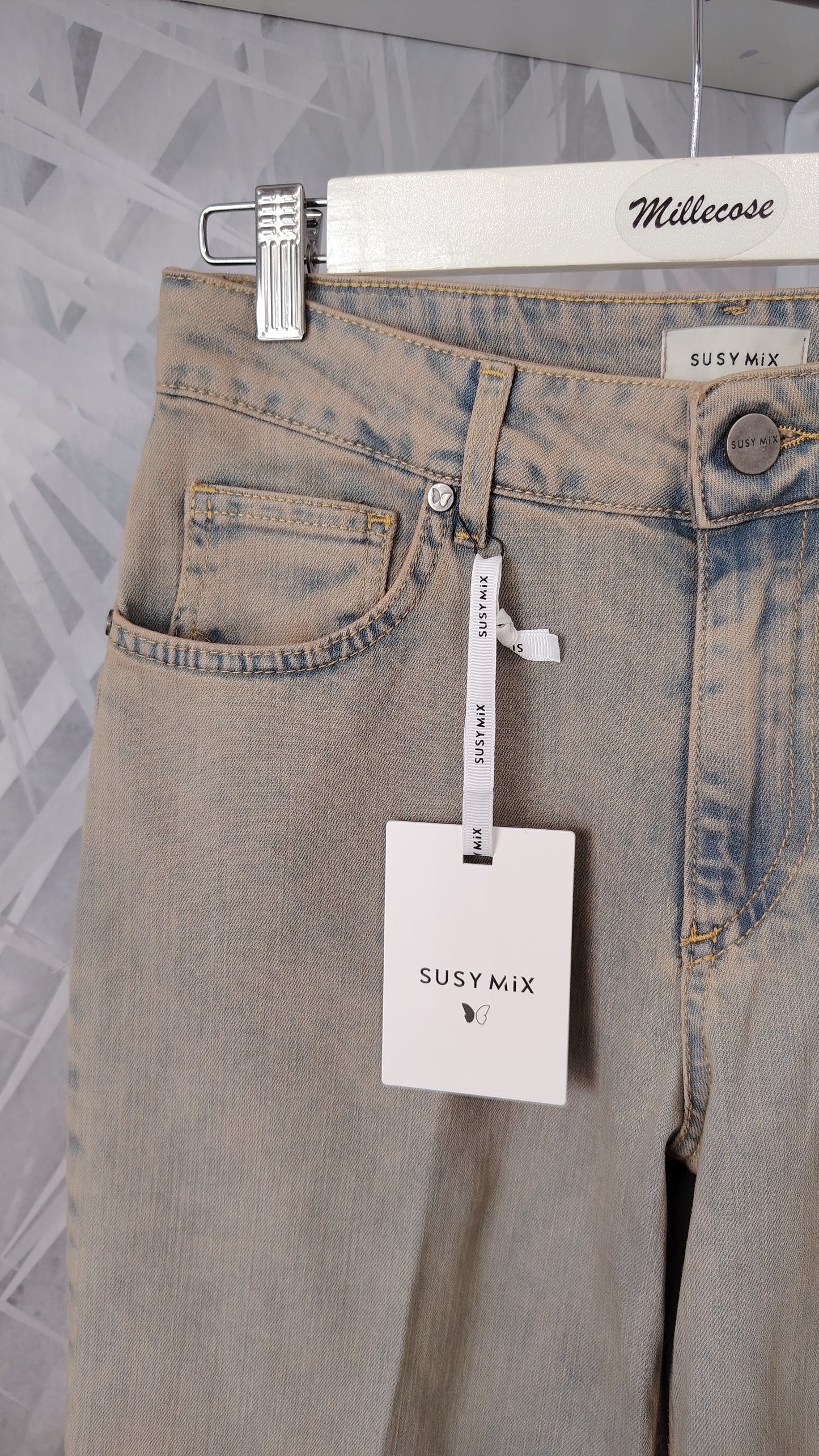 Jeans Elisa sovratinto