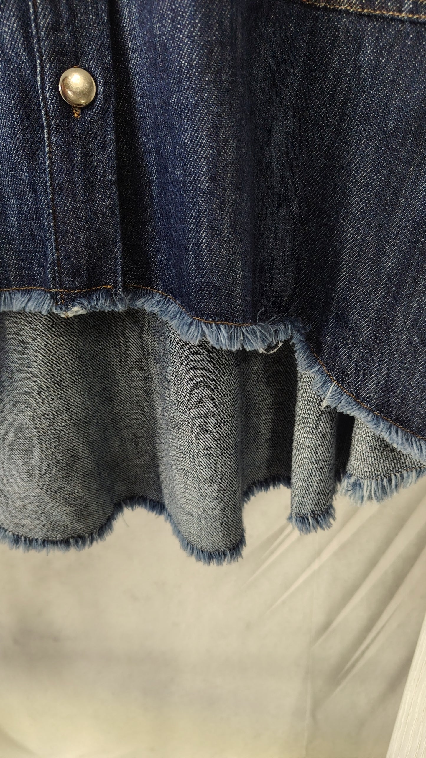 Camicia over denim