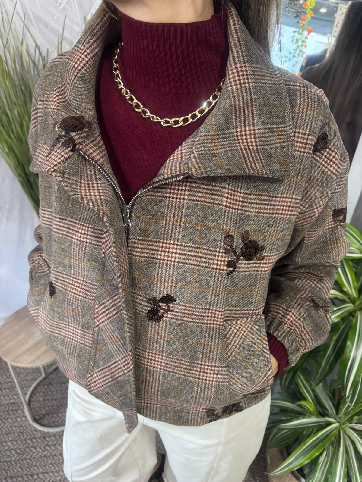 Bomber foderato con fiori paillettes