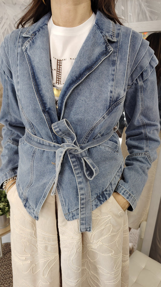 Giubbotto in denim con cintura