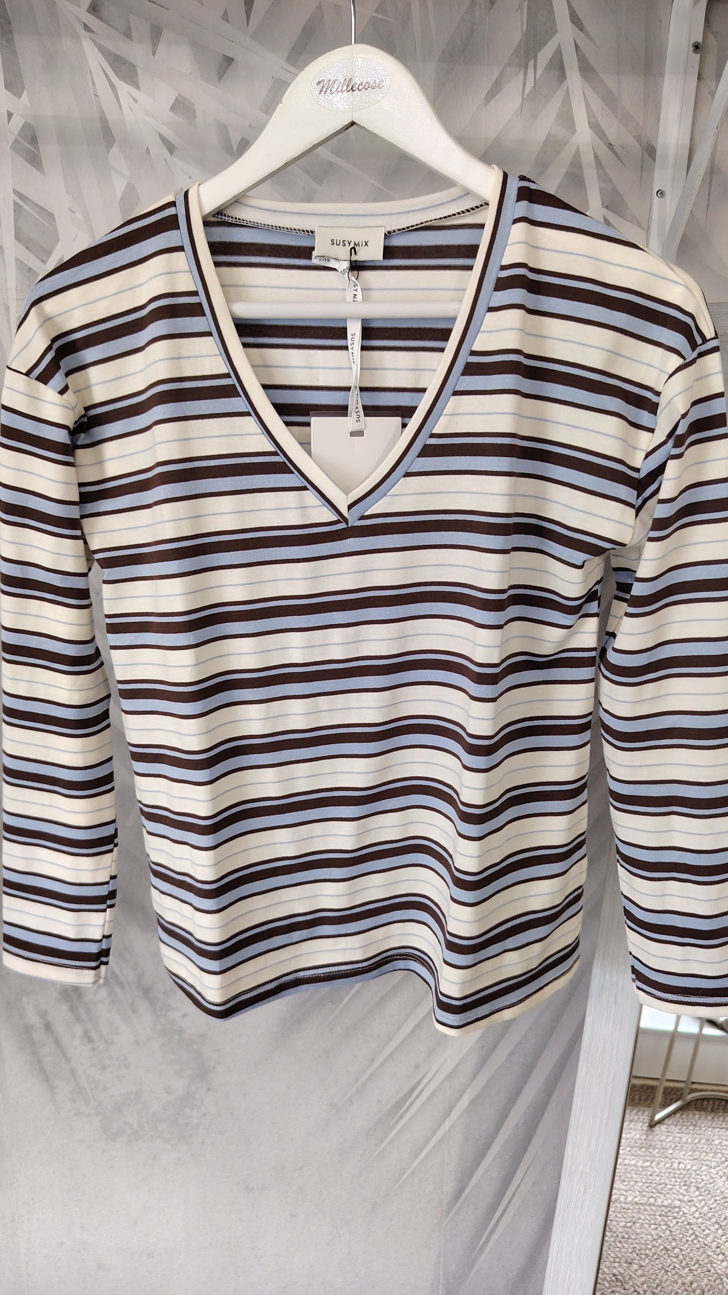 Maglia righe scollo V