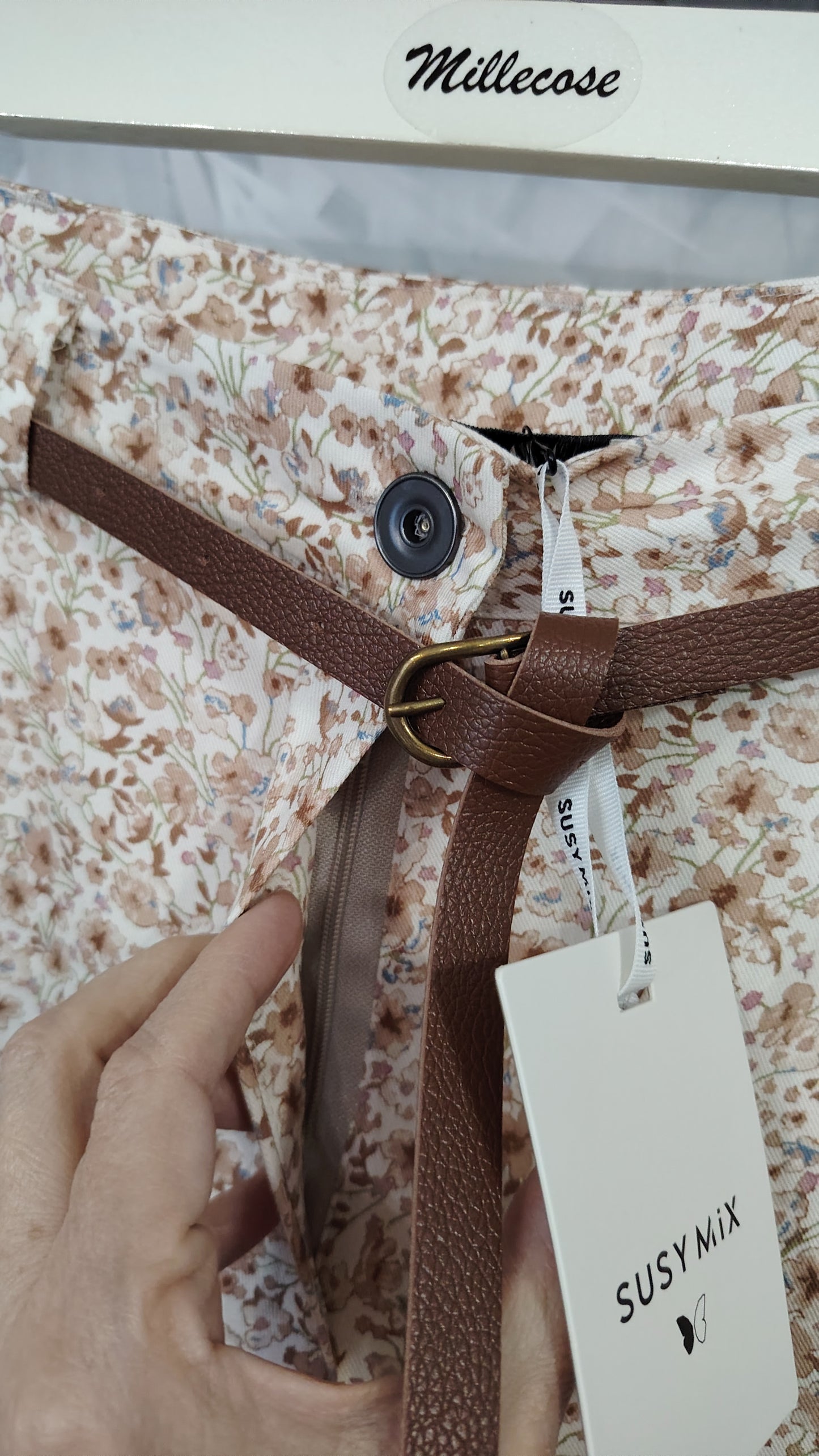 Pantalone ovetto a fiori