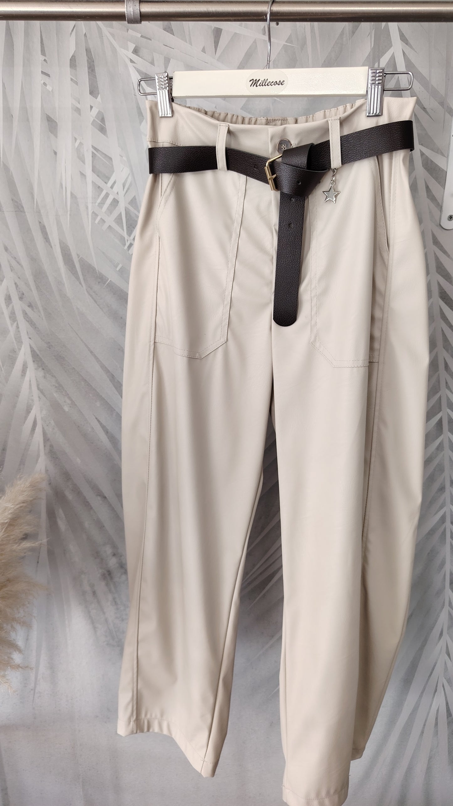 Pantalone ecopelle stellina