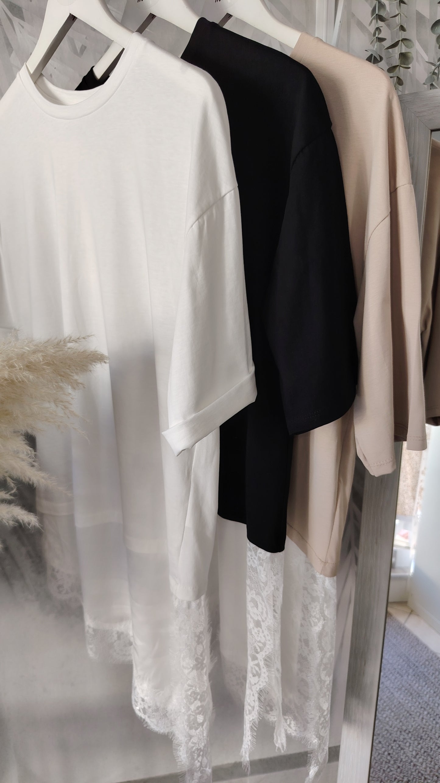 Maglia con inserto pizzo
