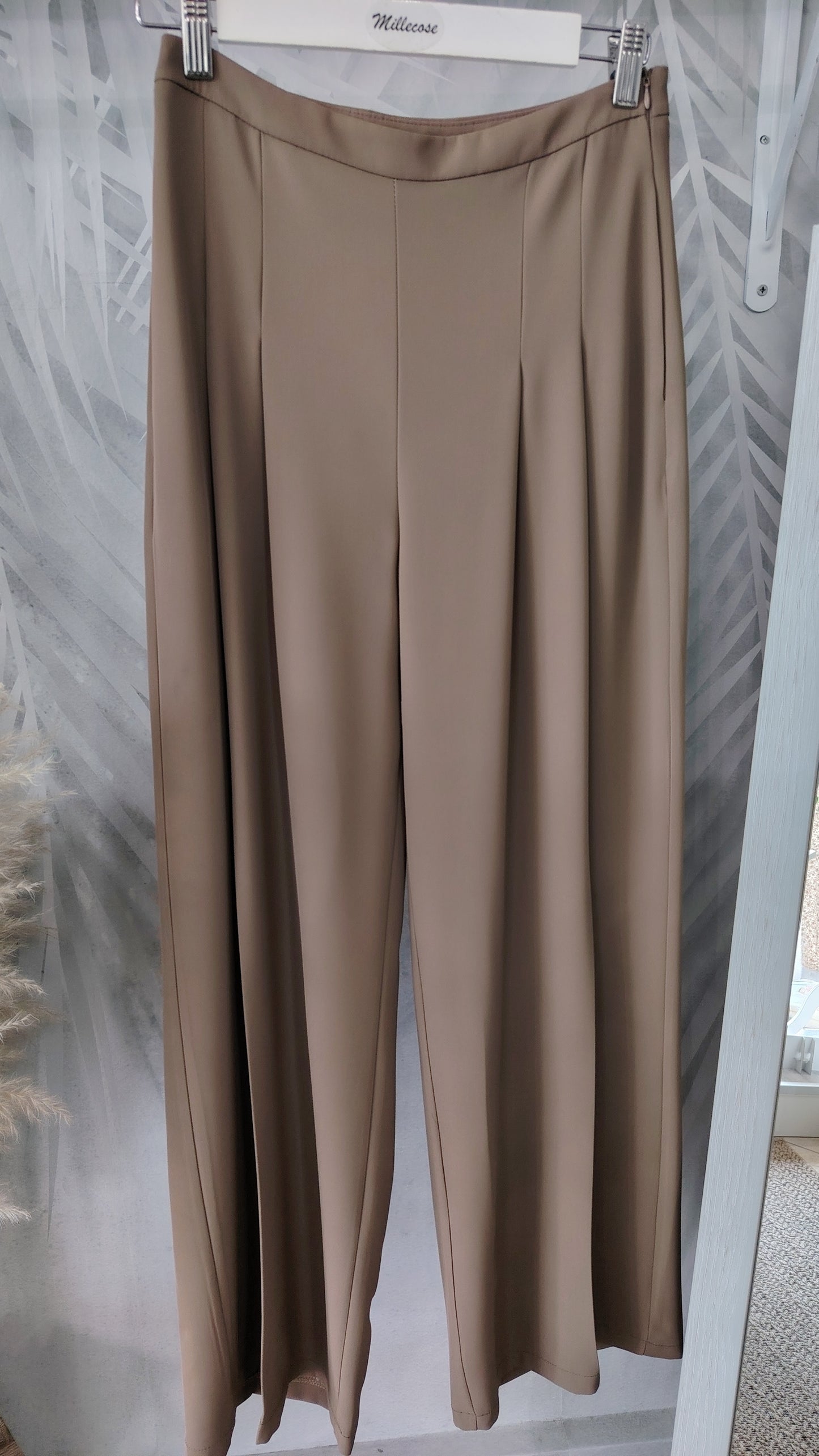 Pantalone palazzo con pences