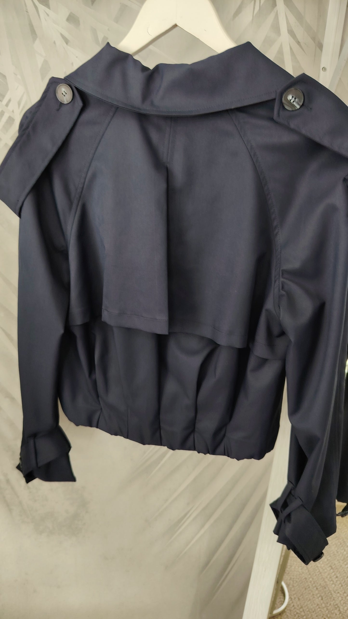 Trench corto blu