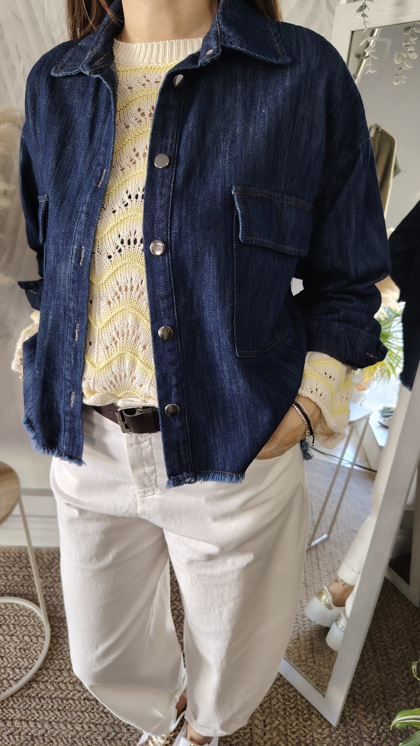 Camicia over denim