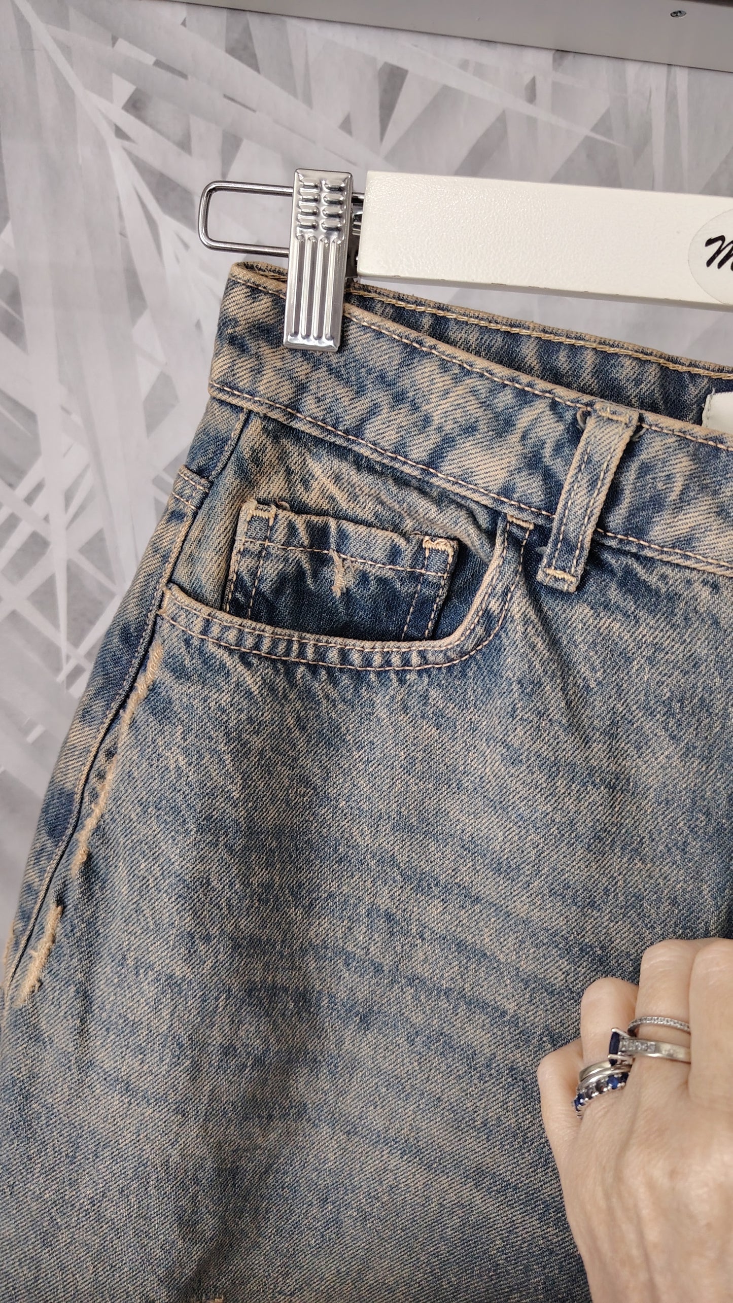 Bermuda jeans