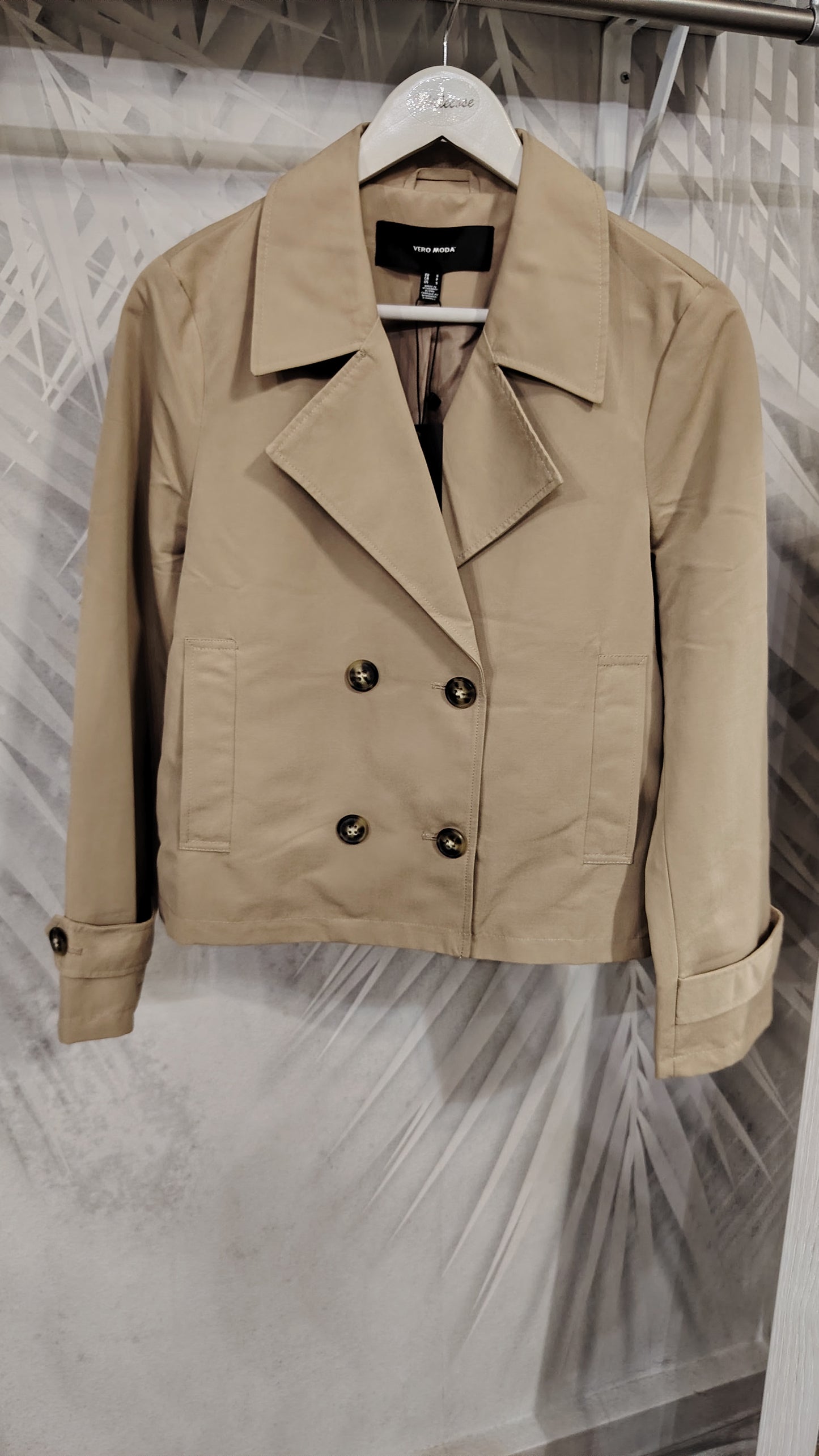 Trench corto