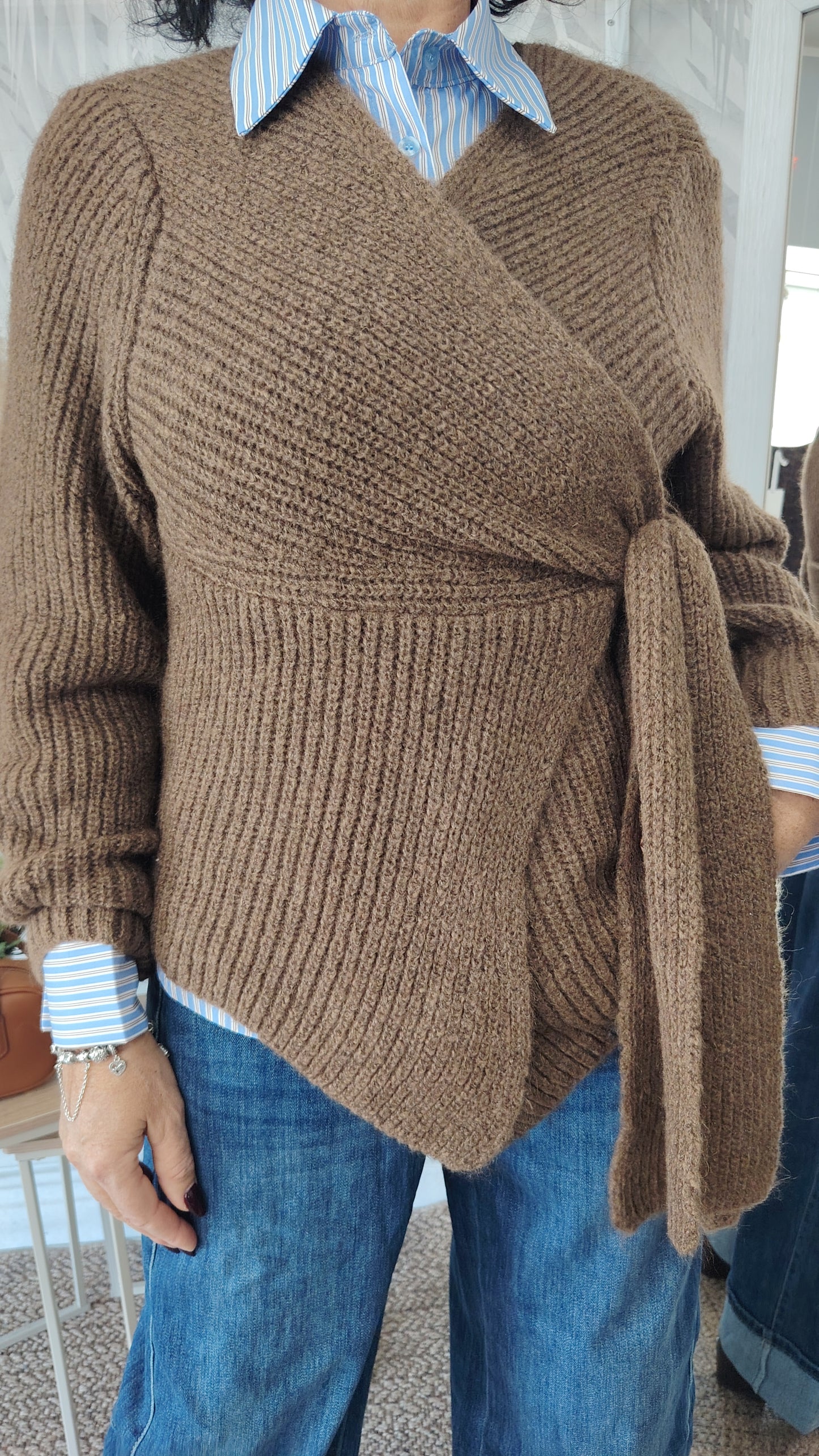 Cardigan allacciato