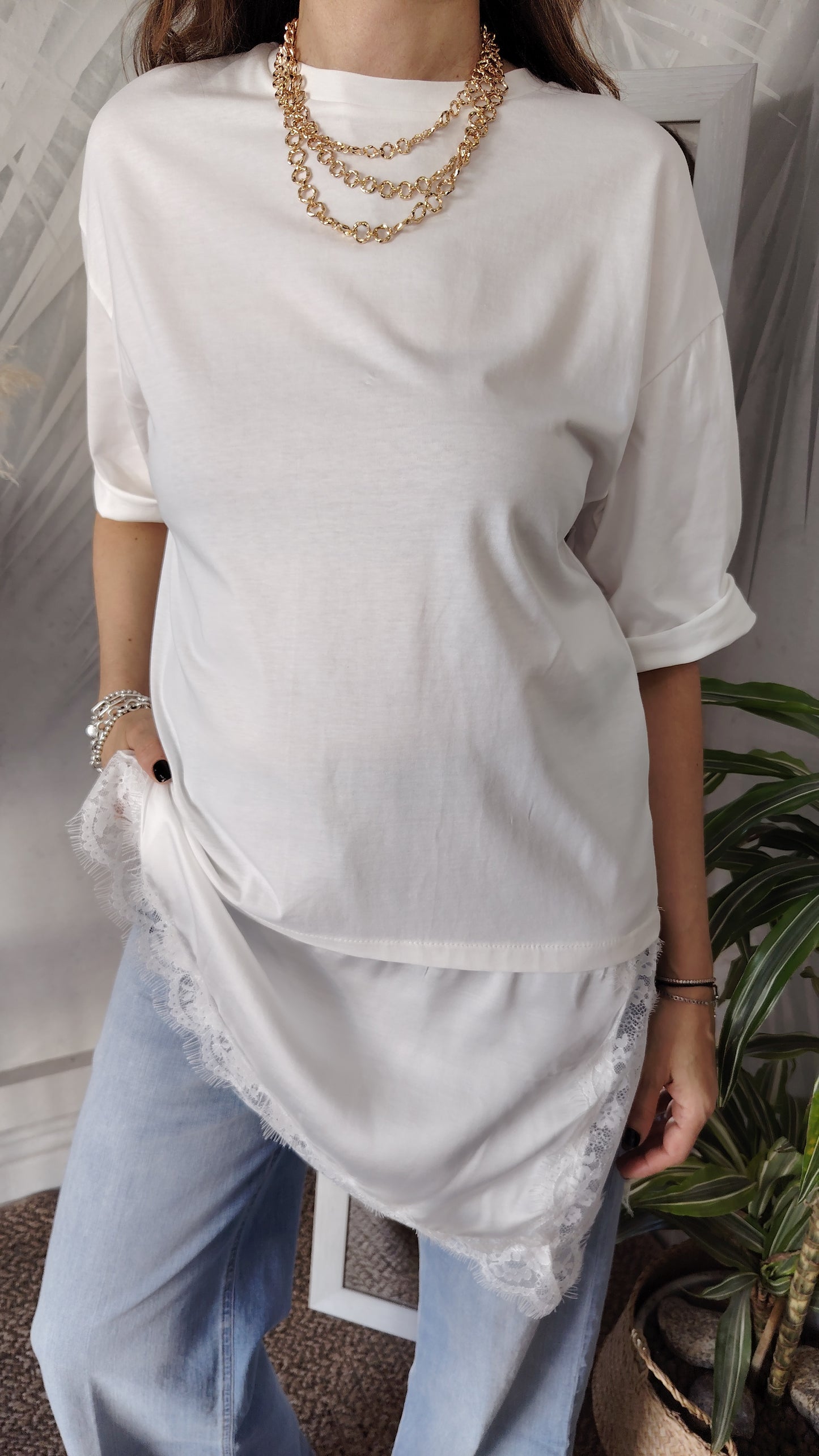 Maglia con inserto pizzo