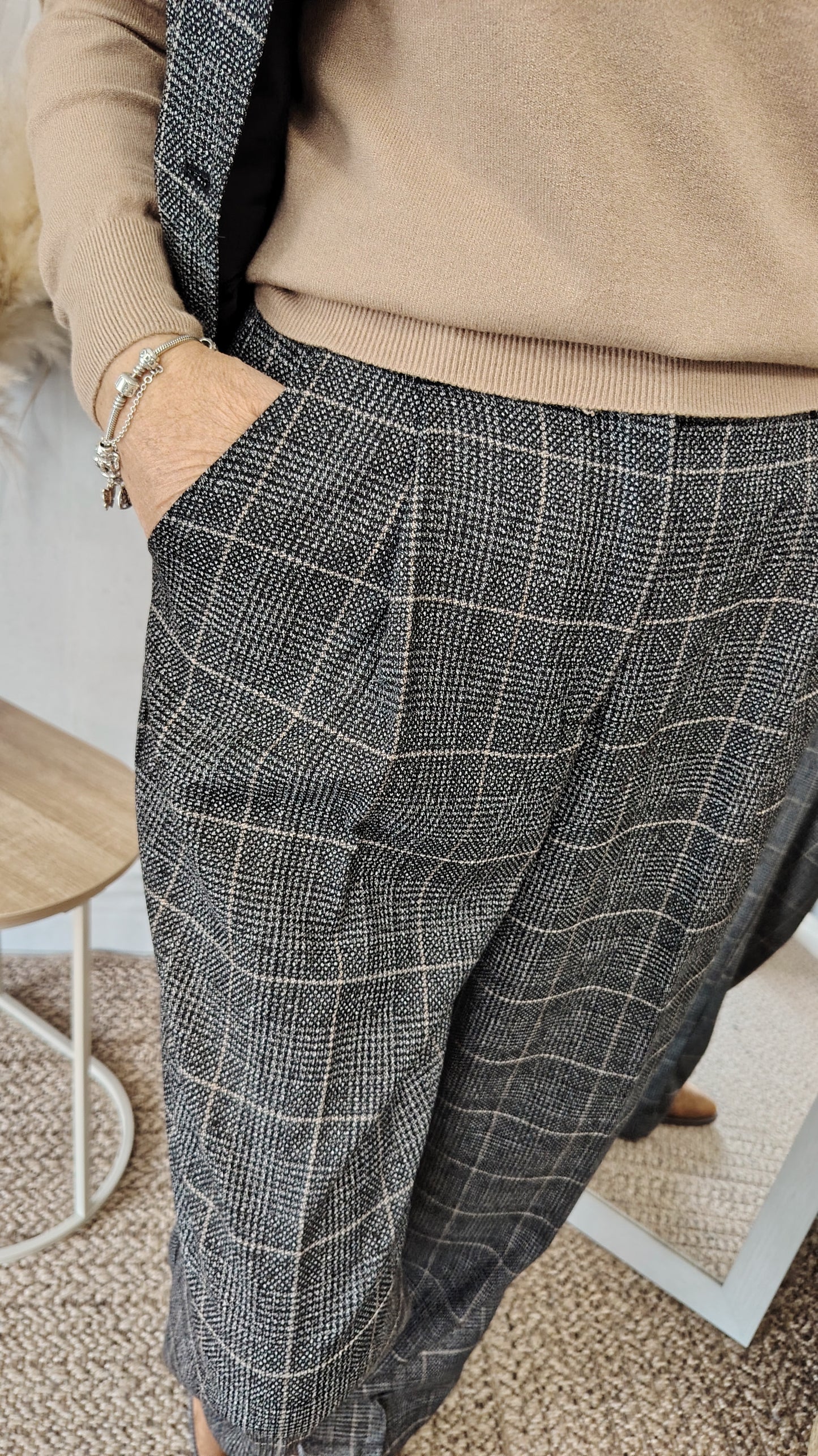 Pantaloni check