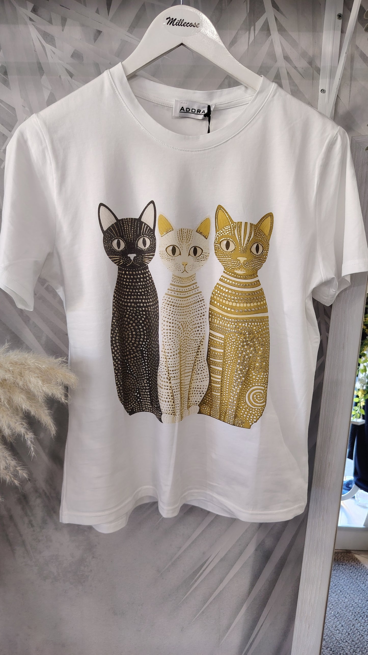 T-shirt gattini