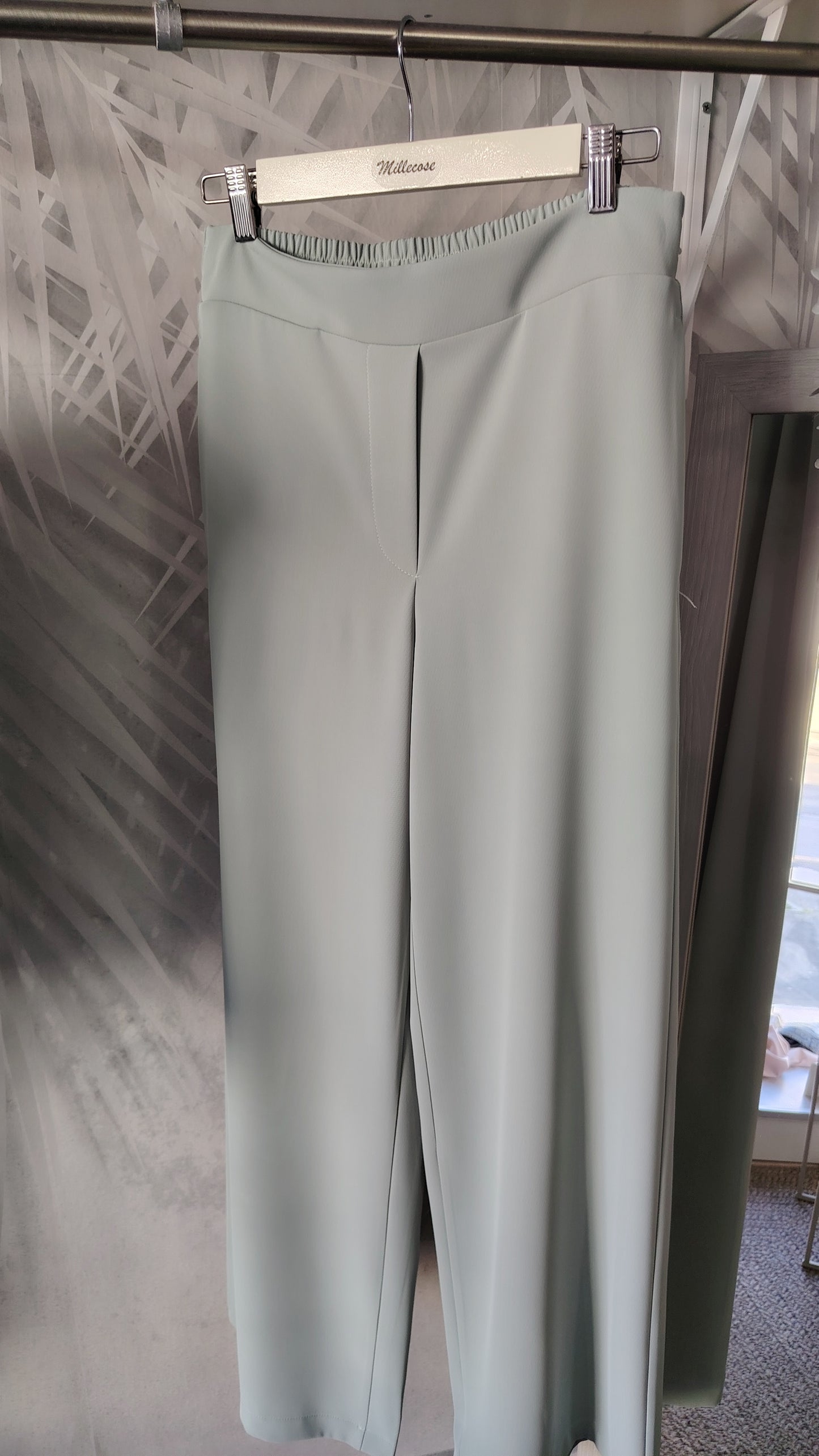 Completo fluido con blusa