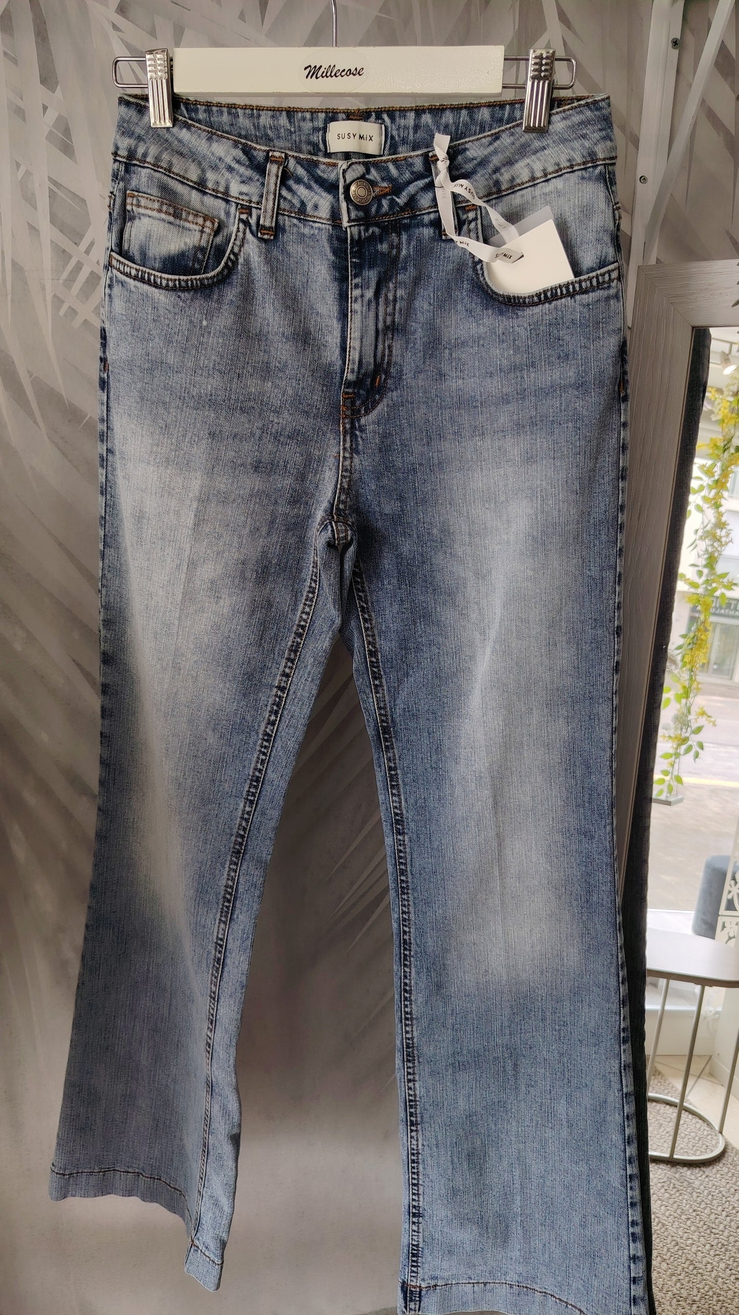 Jeans con bottoni tasche Emily